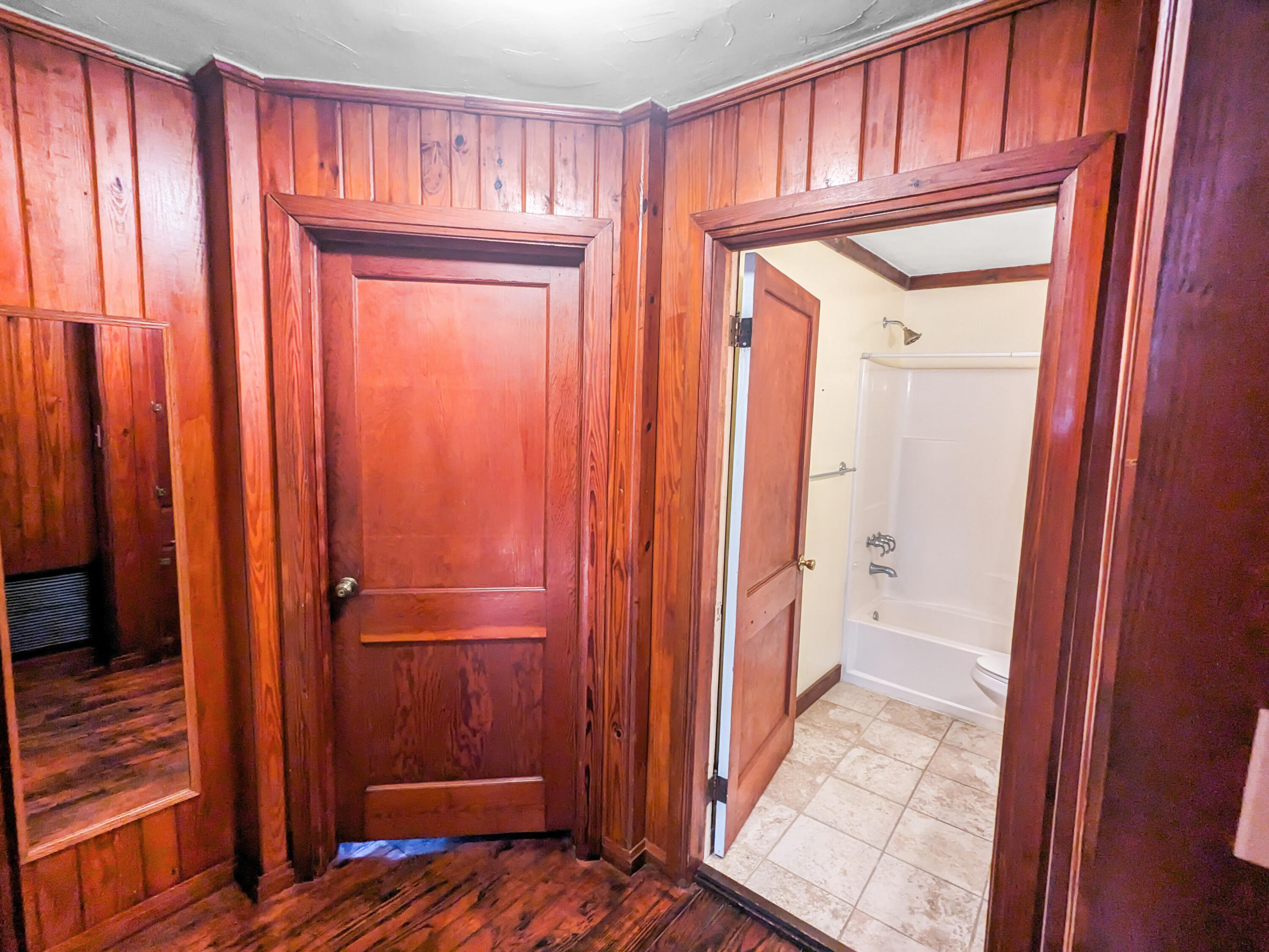 211 3rd Street