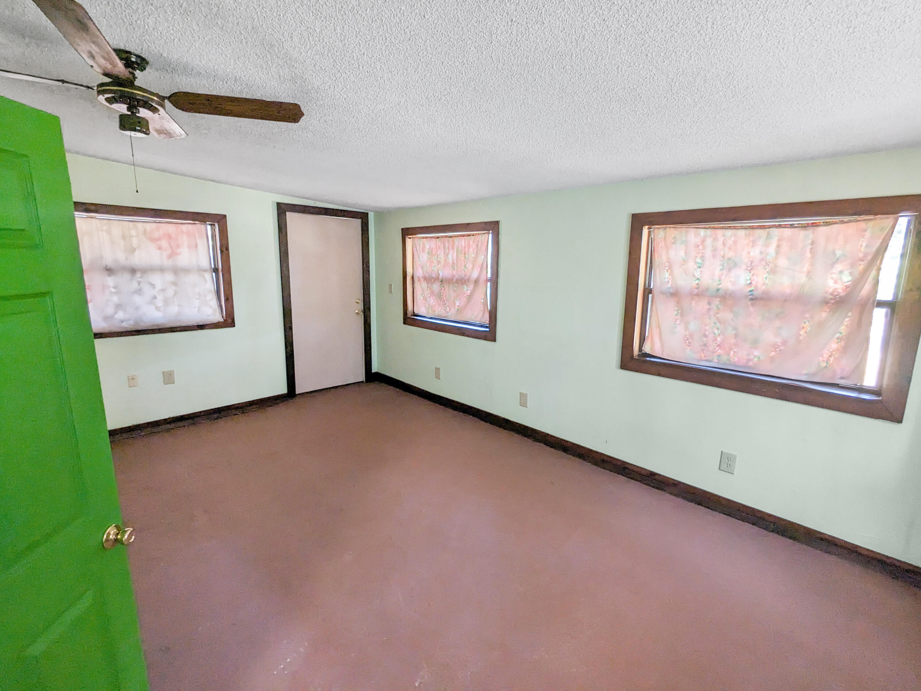 211 3rd Street