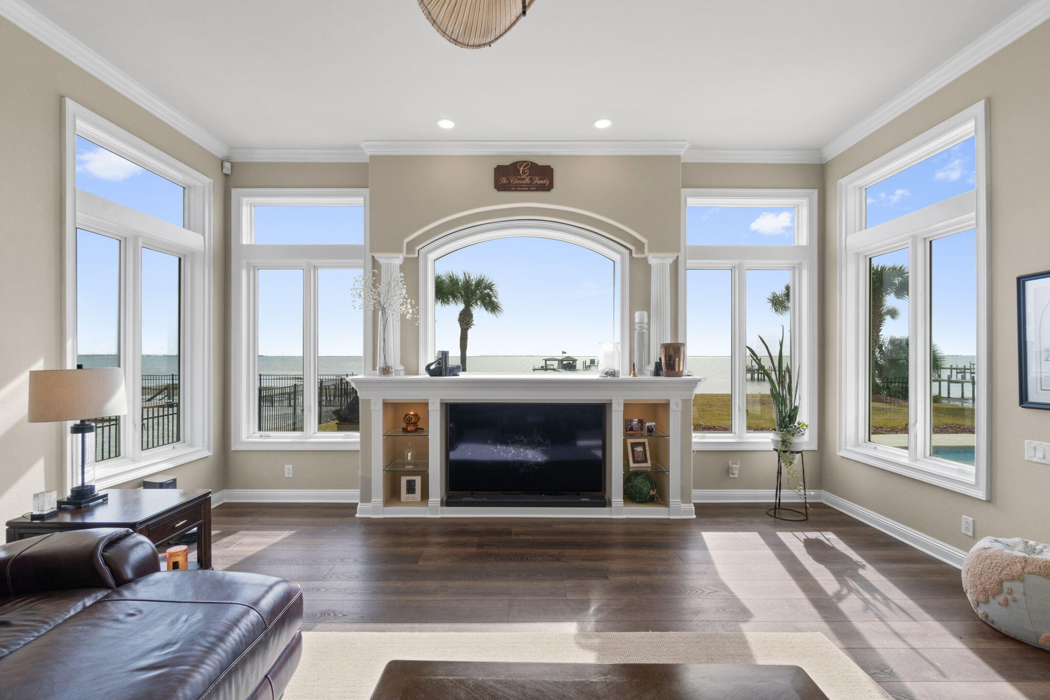 1656 Tidewater Lane