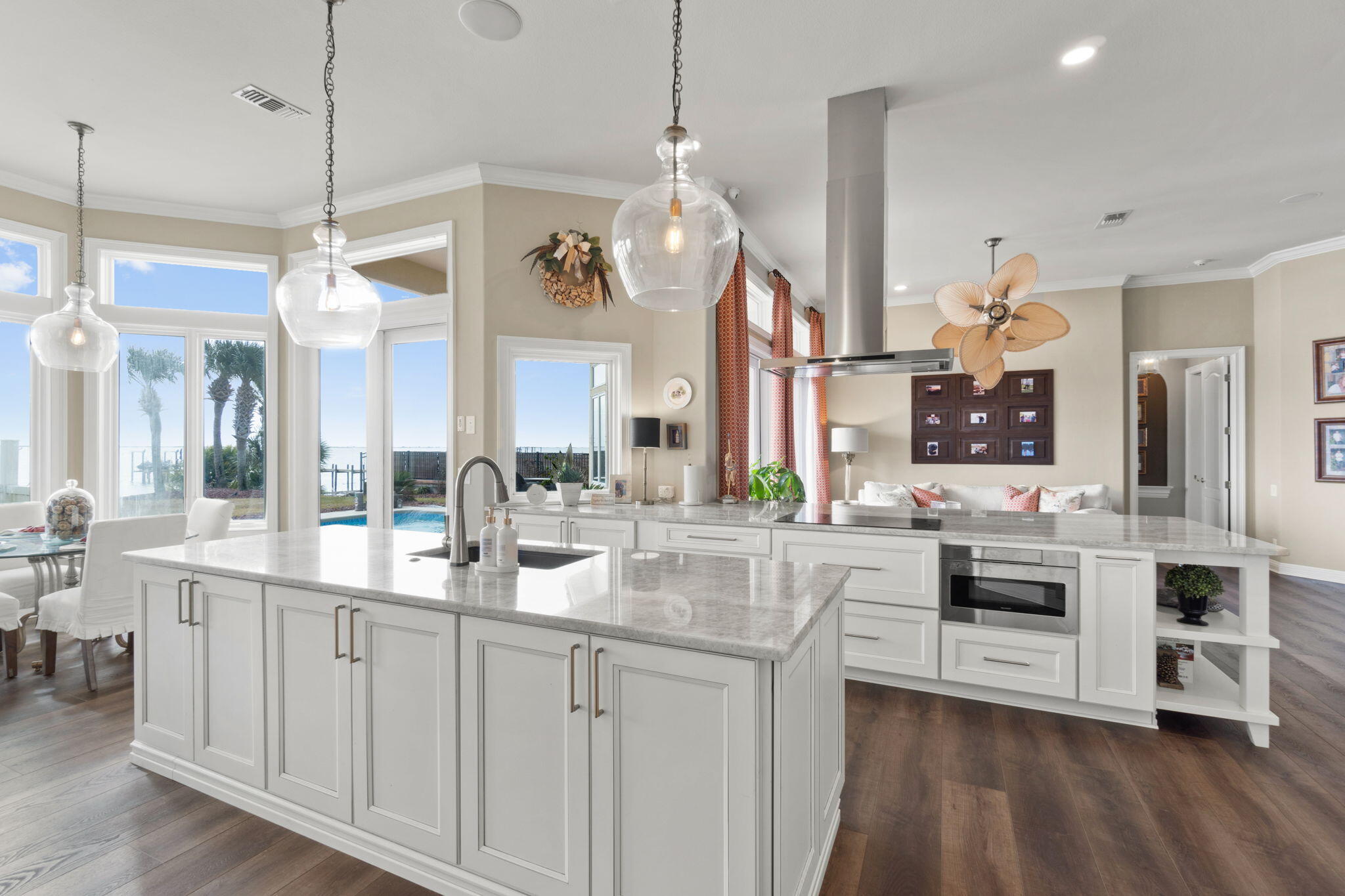 1656 Tidewater Lane