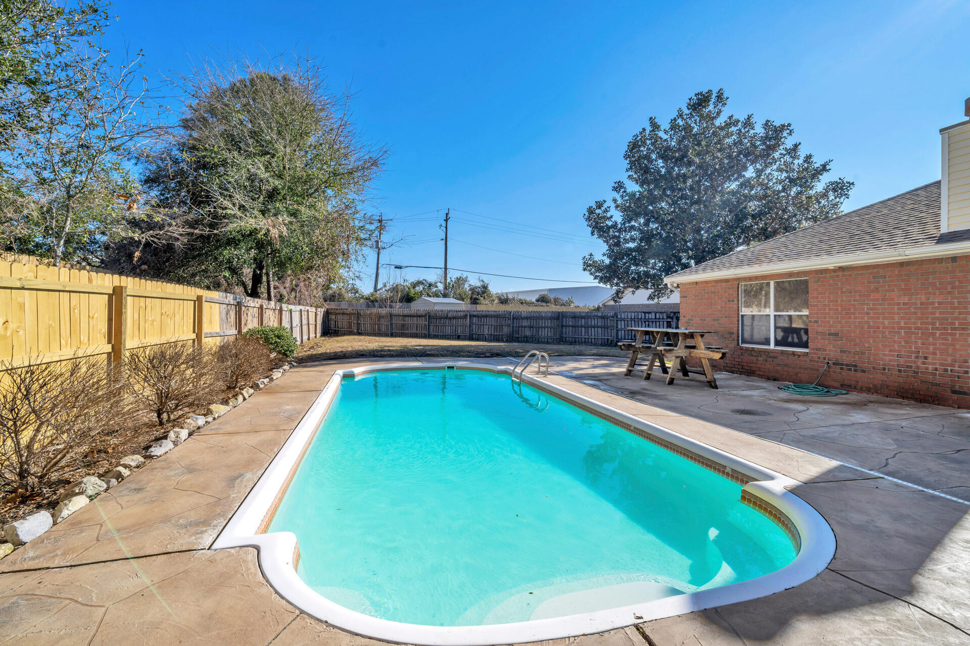3896 Gulf Mist Court
