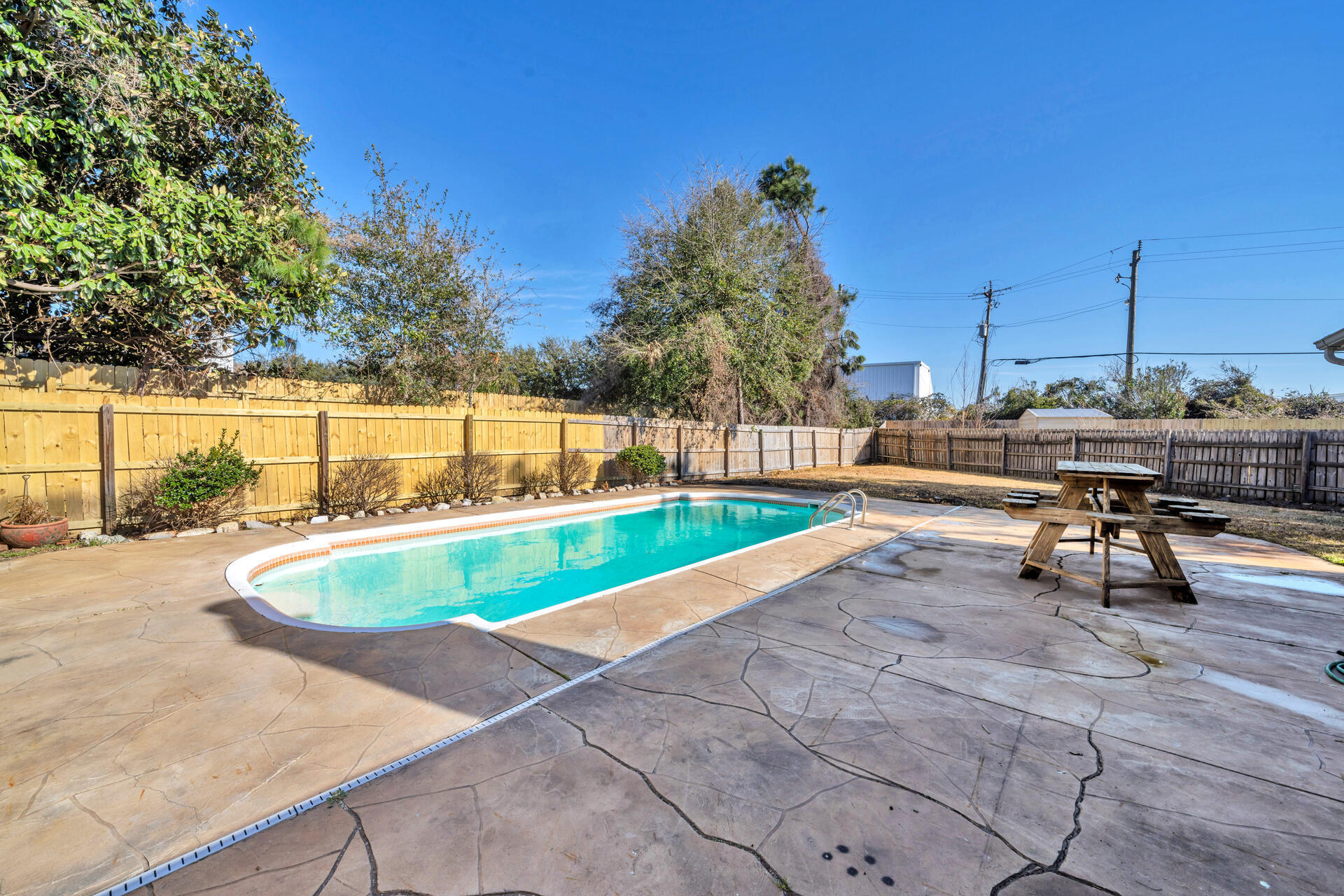 3896 Gulf Mist Court