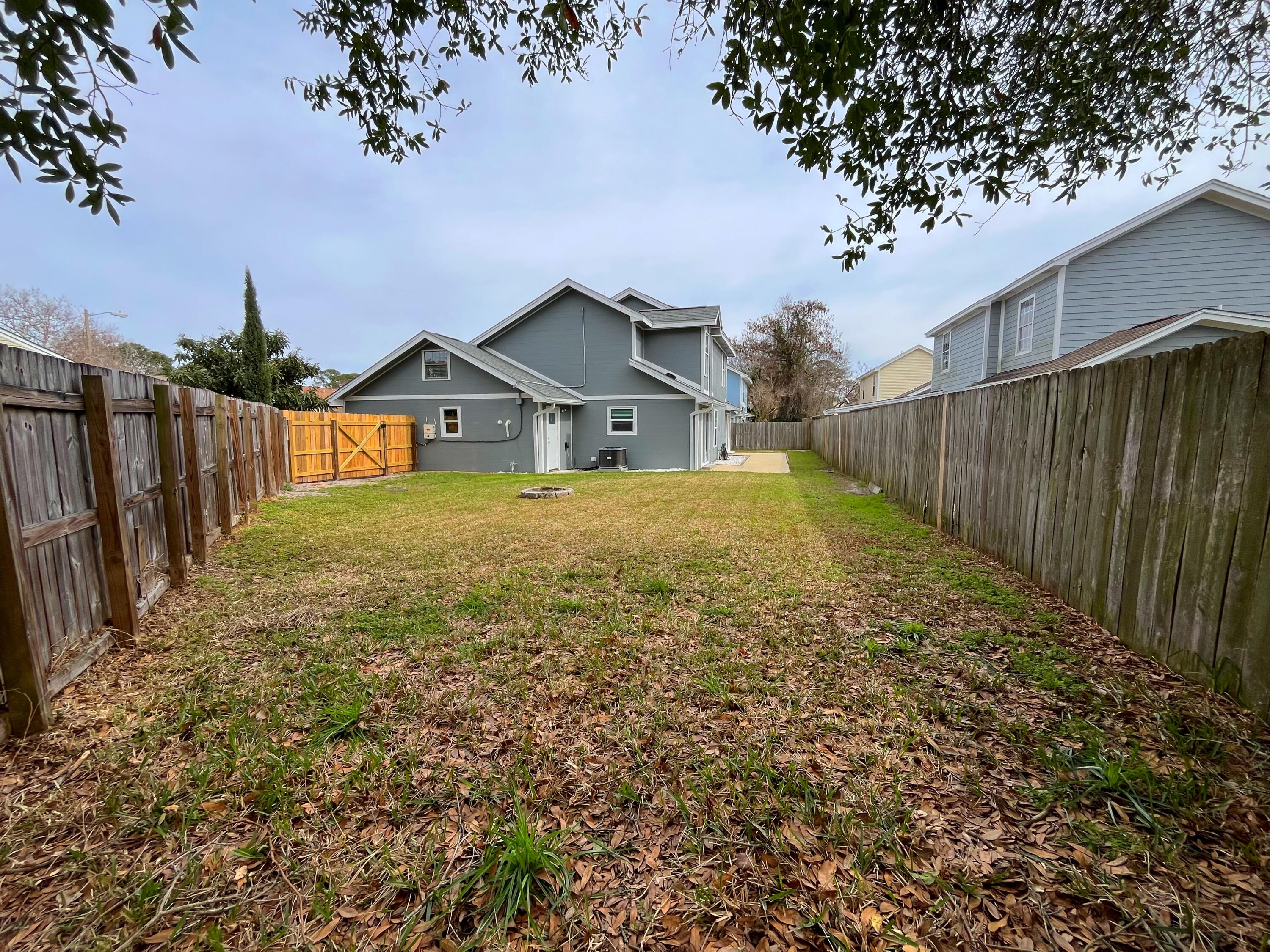 422 NW Village Court