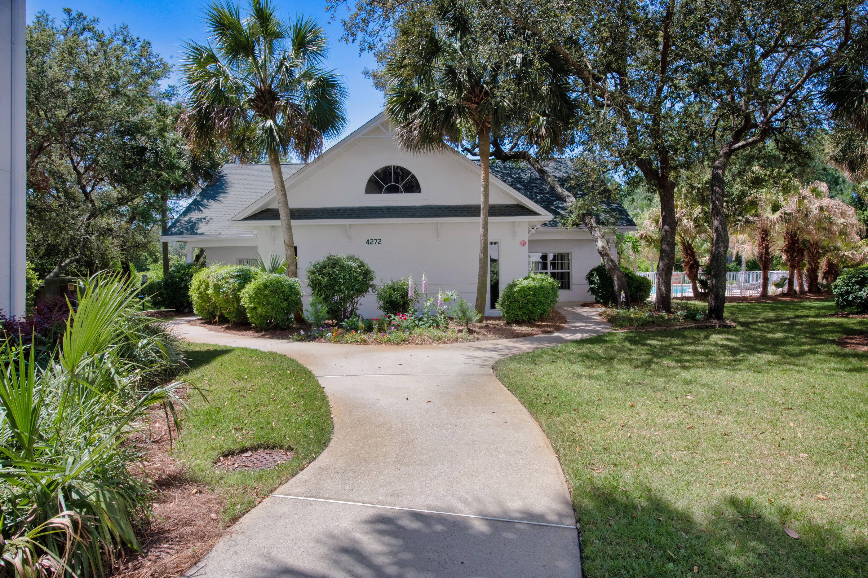 4270 Calinda Lane, 337