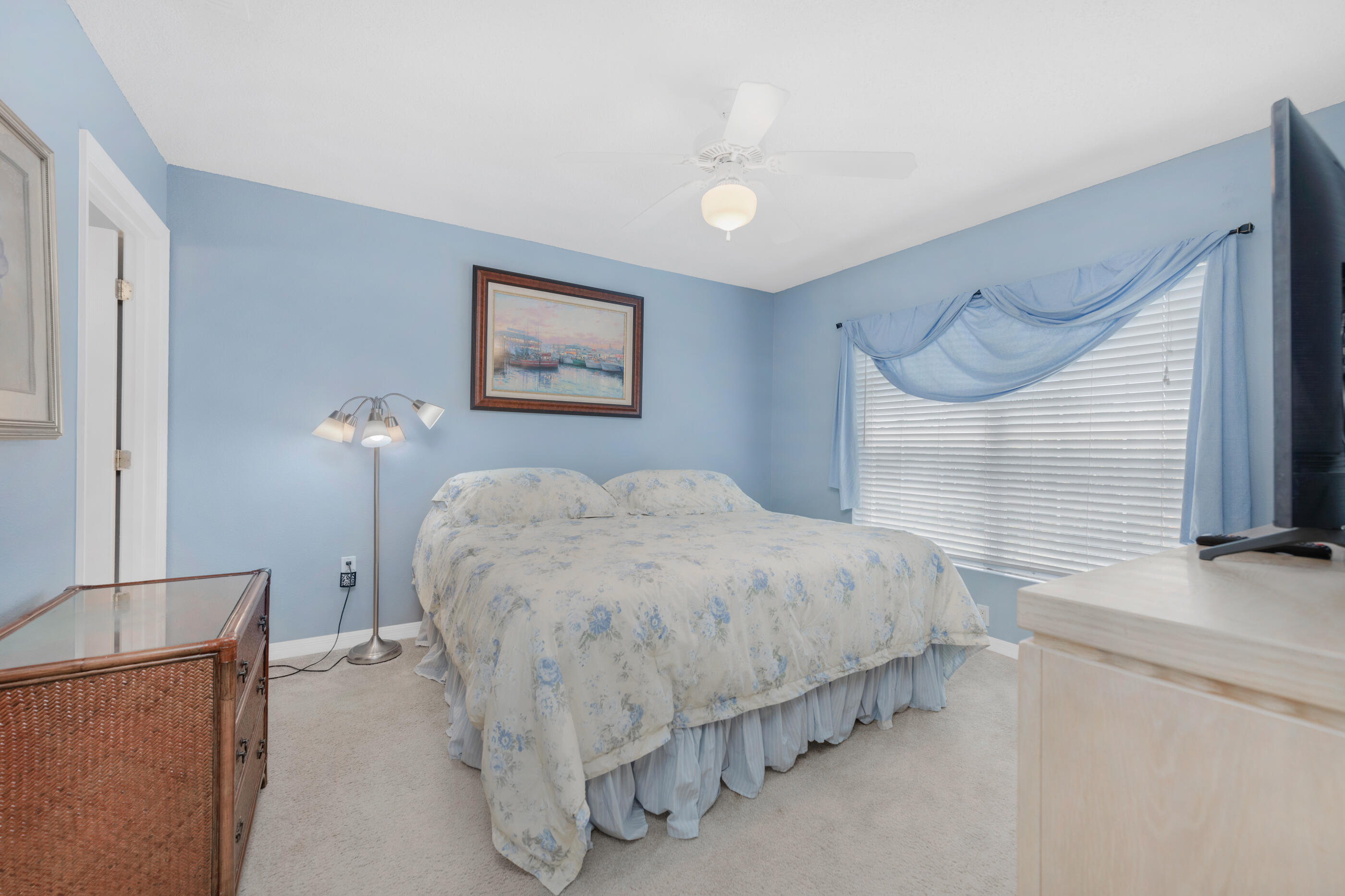 4270 Calinda Lane, 337