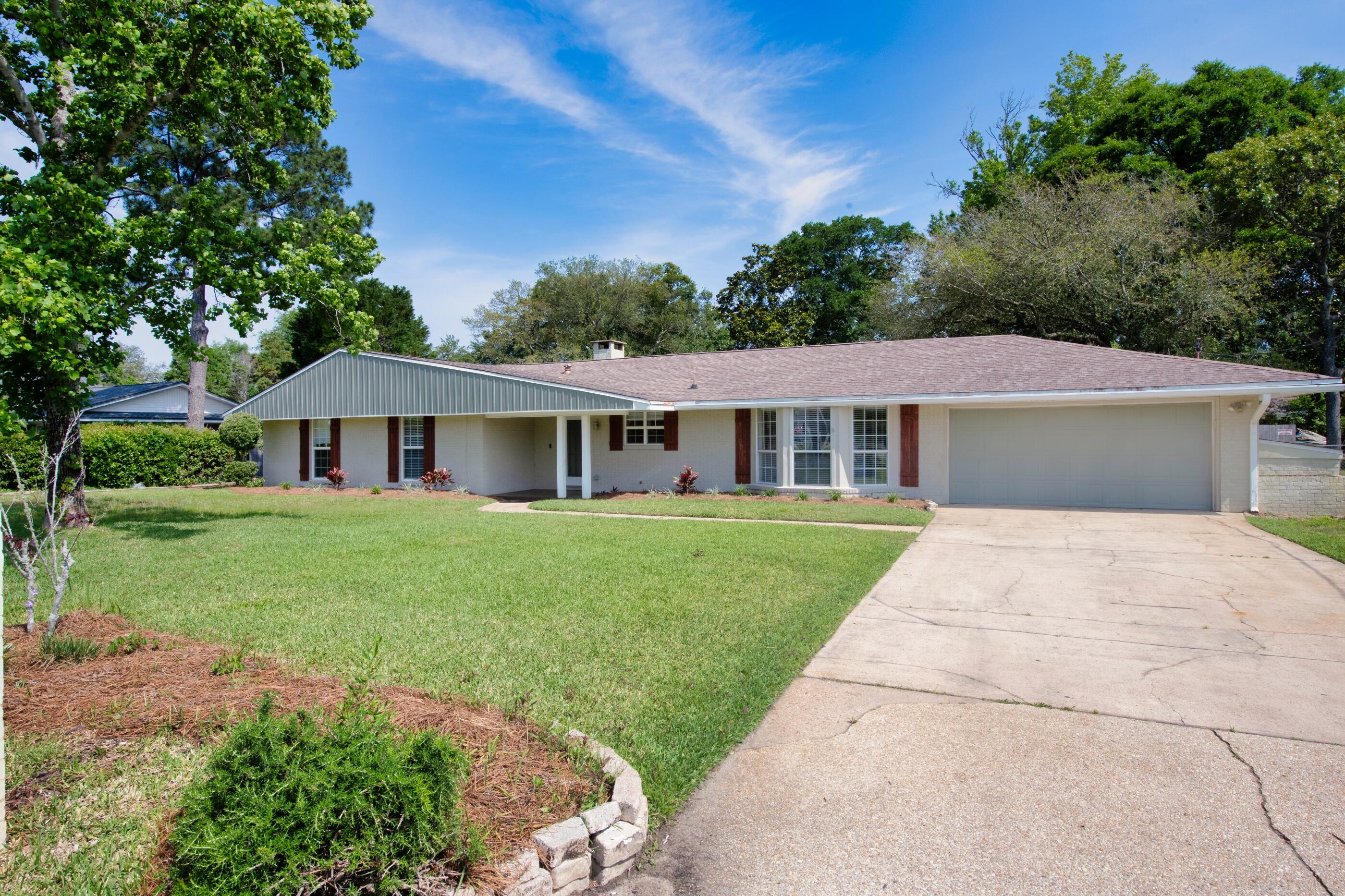 7 Maple Avenue