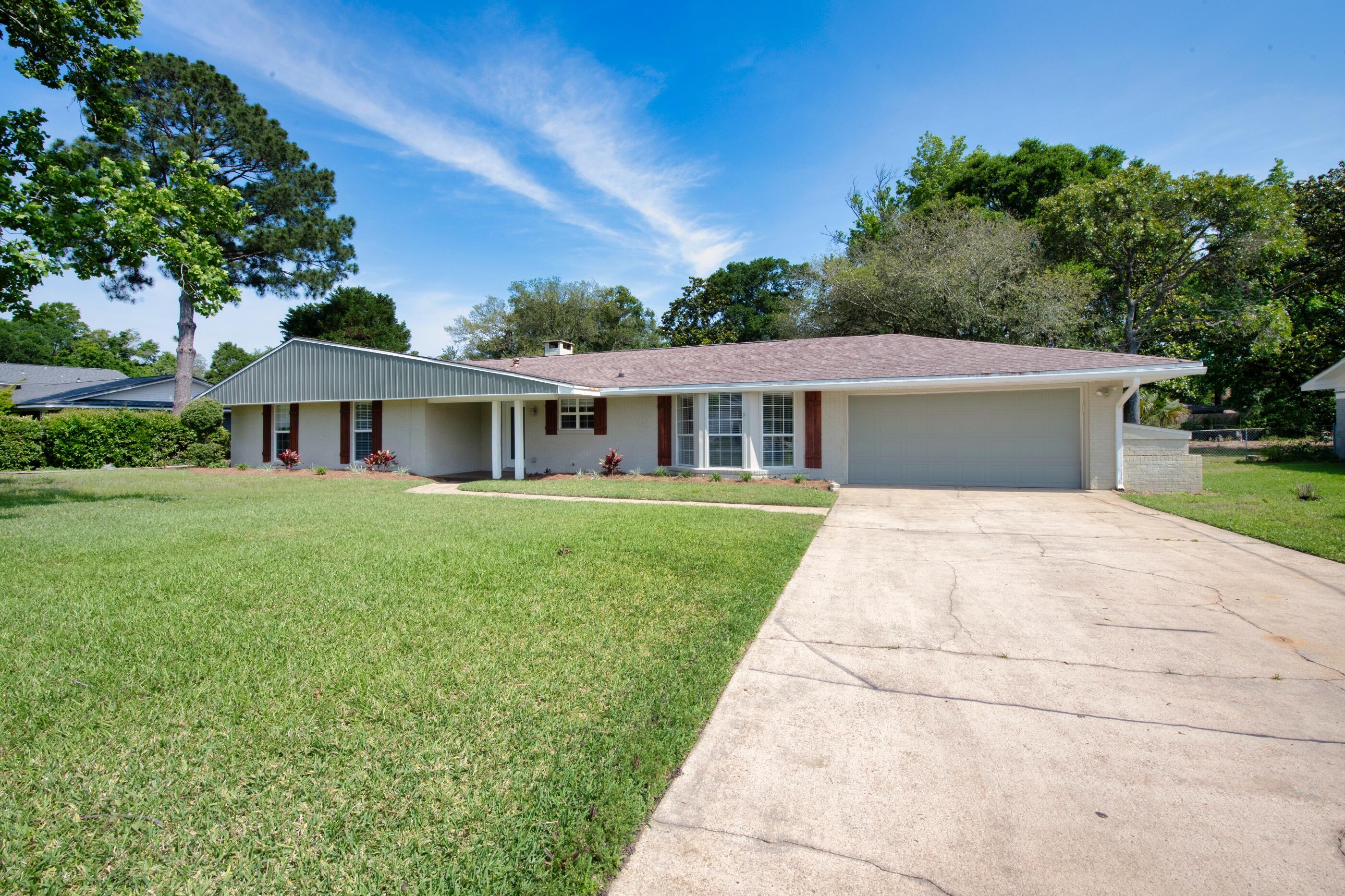 7 Maple Avenue