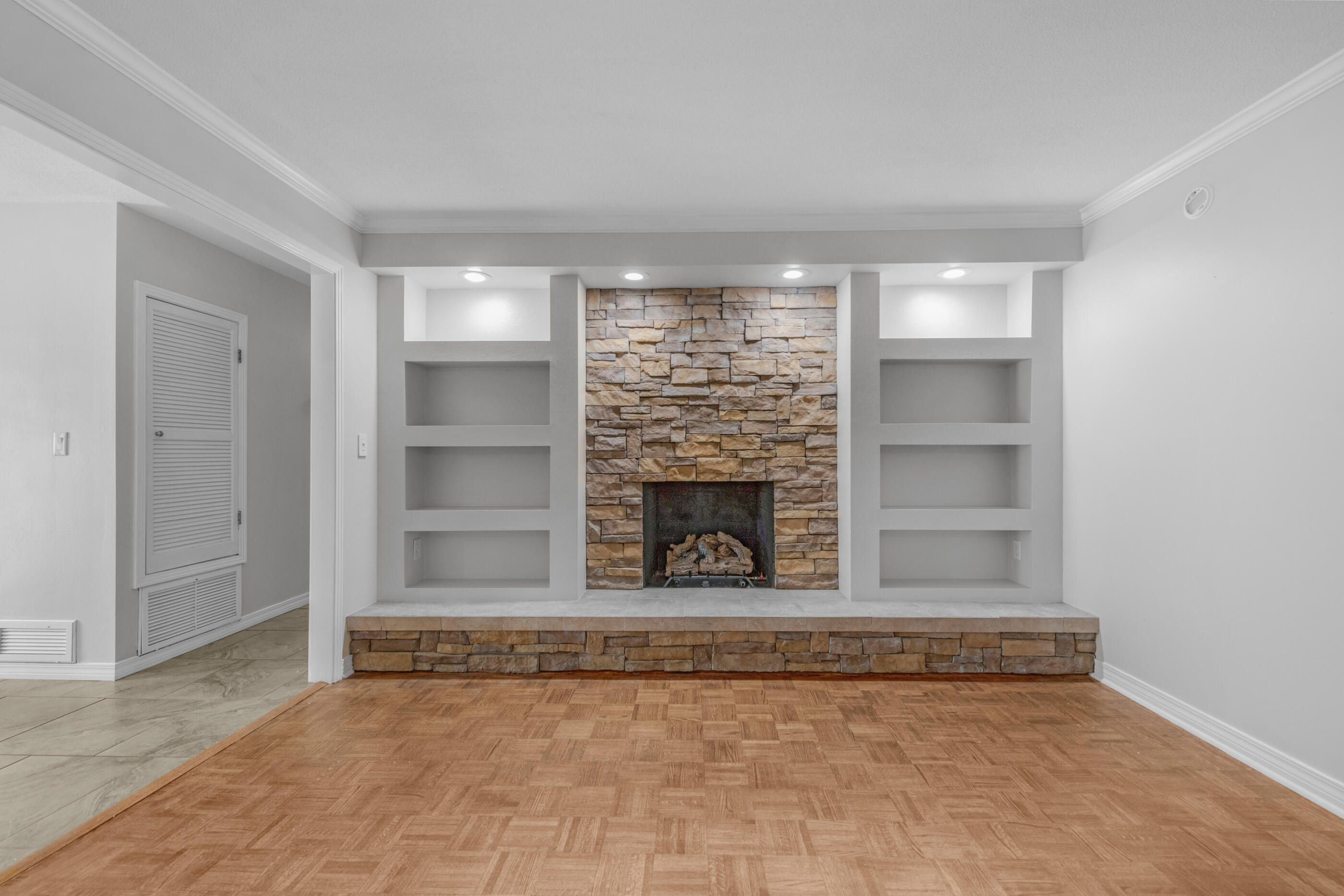 7 Maple Avenue