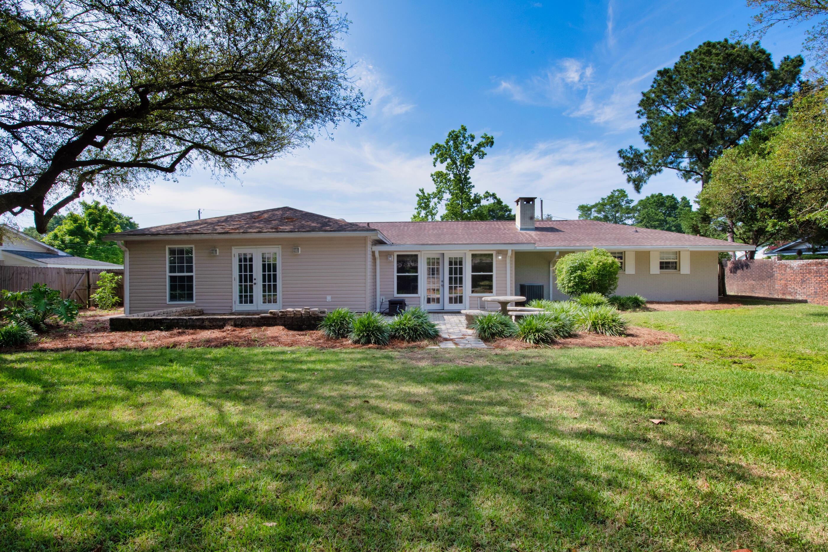 7 Maple Avenue