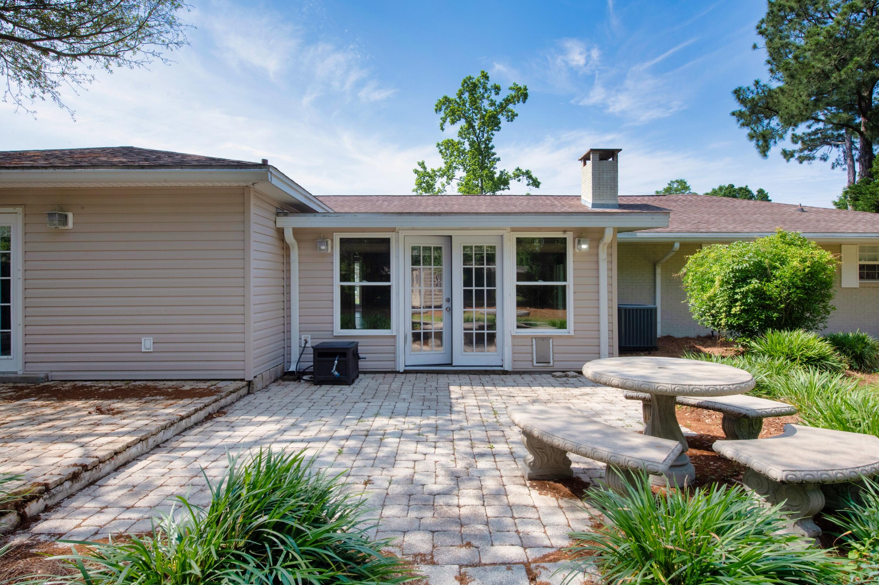 7 Maple Avenue