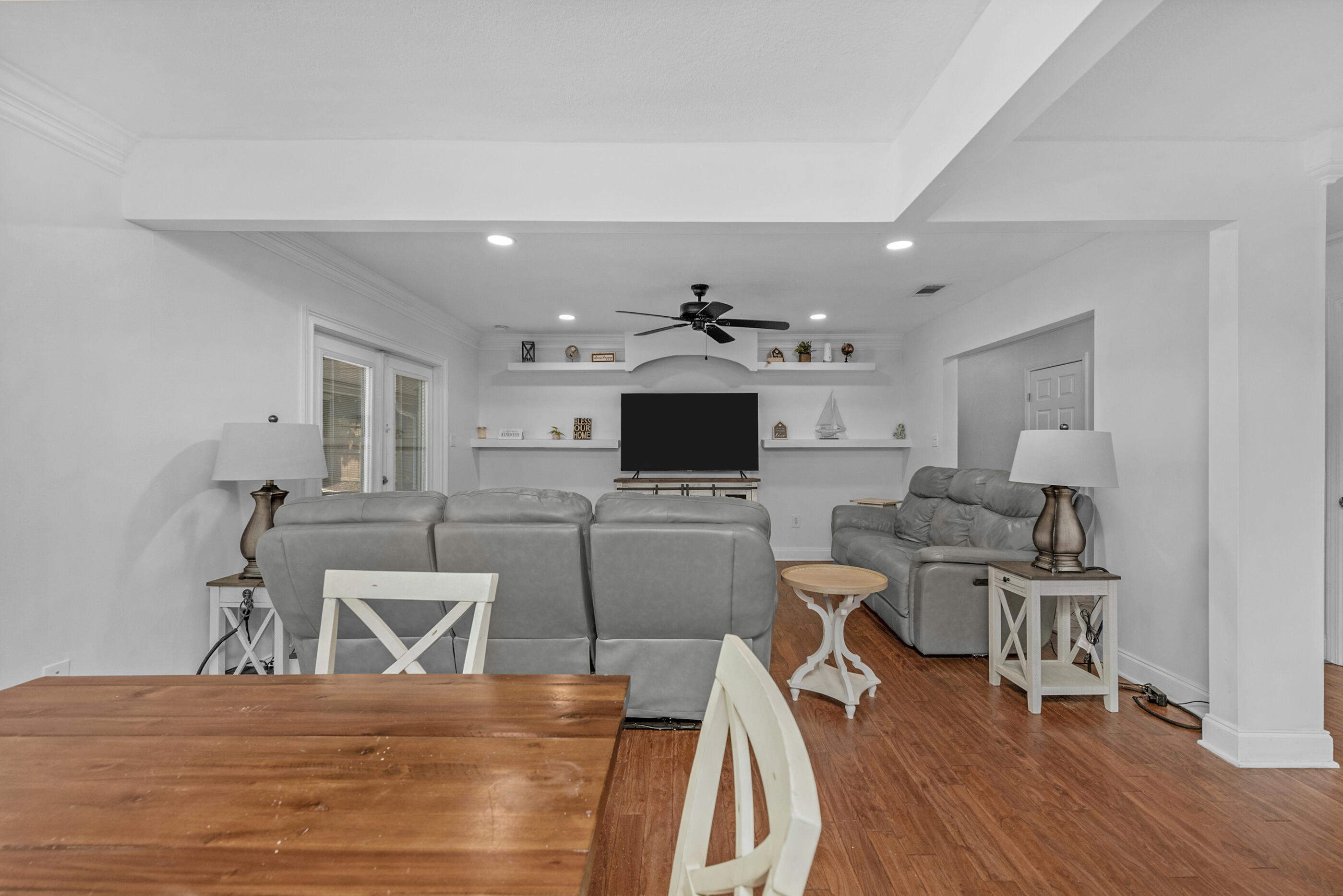 300 NW Vaughan Street