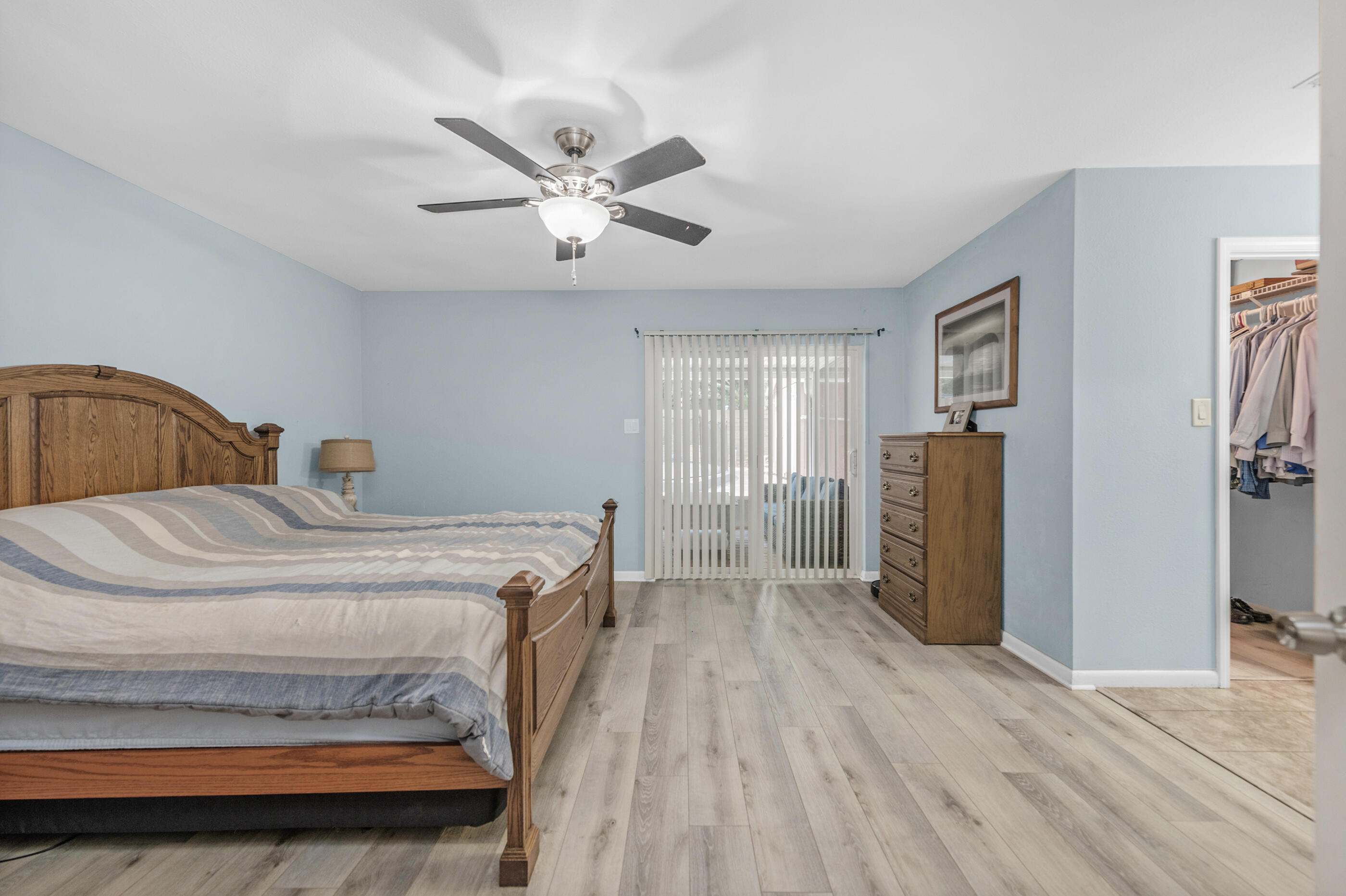 300 NW Vaughan Street