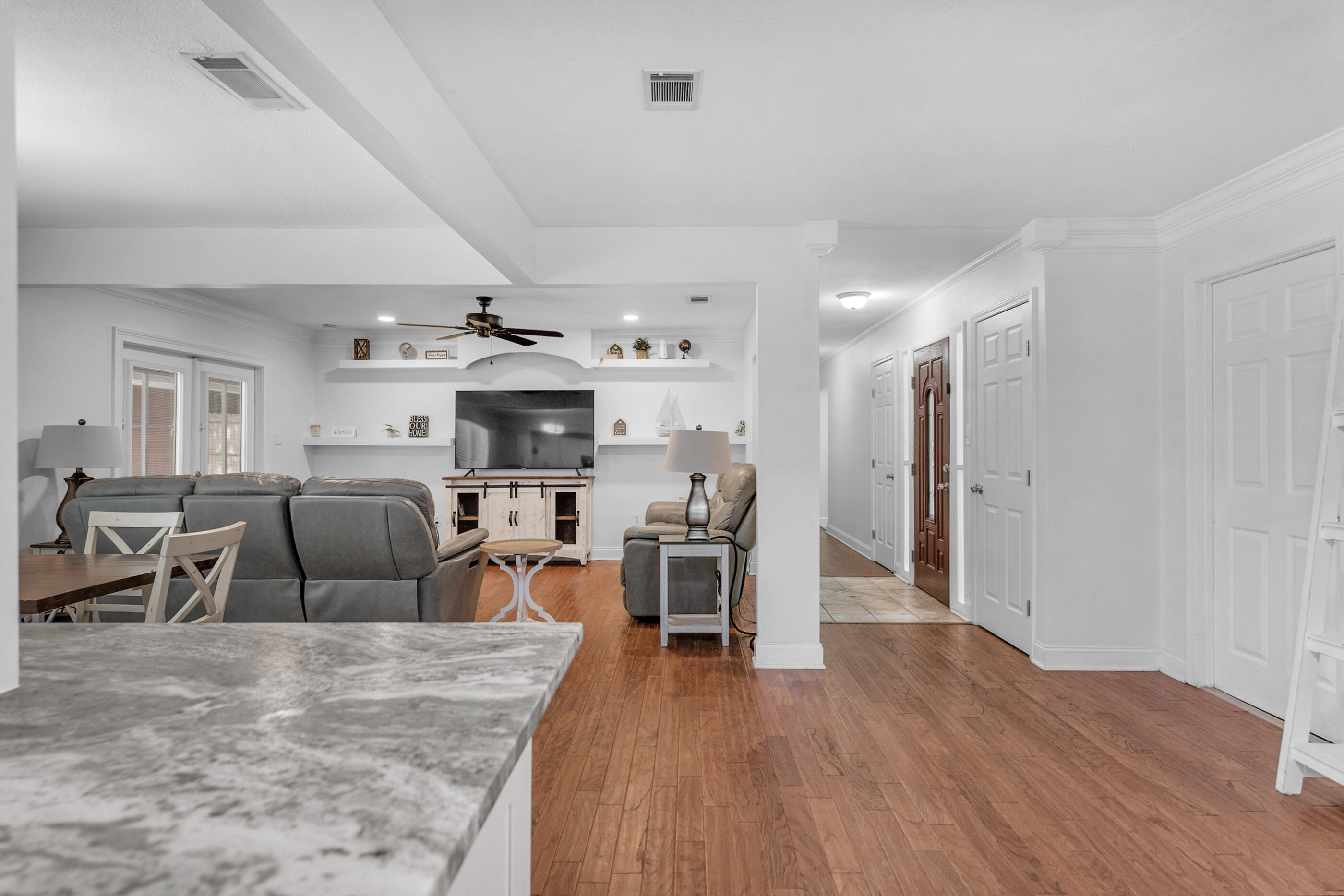 300 NW Vaughan Street