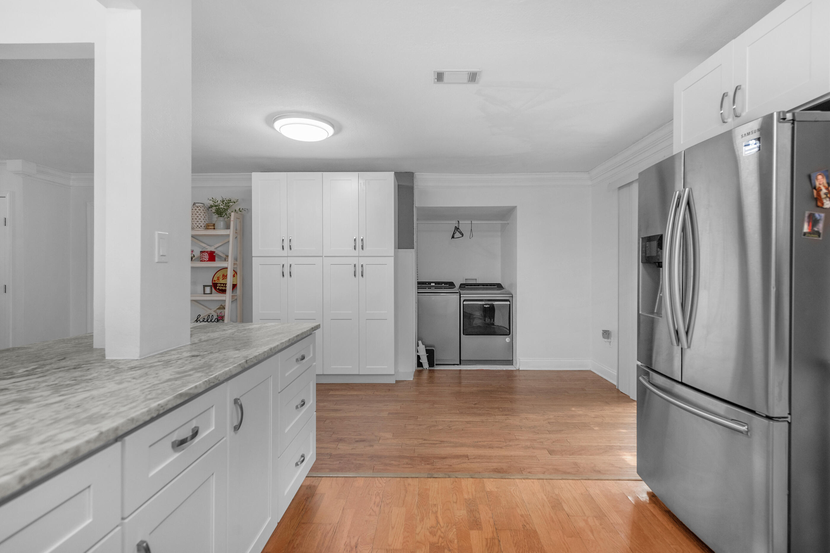 300 NW Vaughan Street