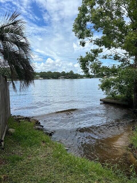 300 NW Vaughan Street