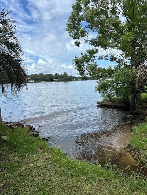 300 NW Vaughan Street