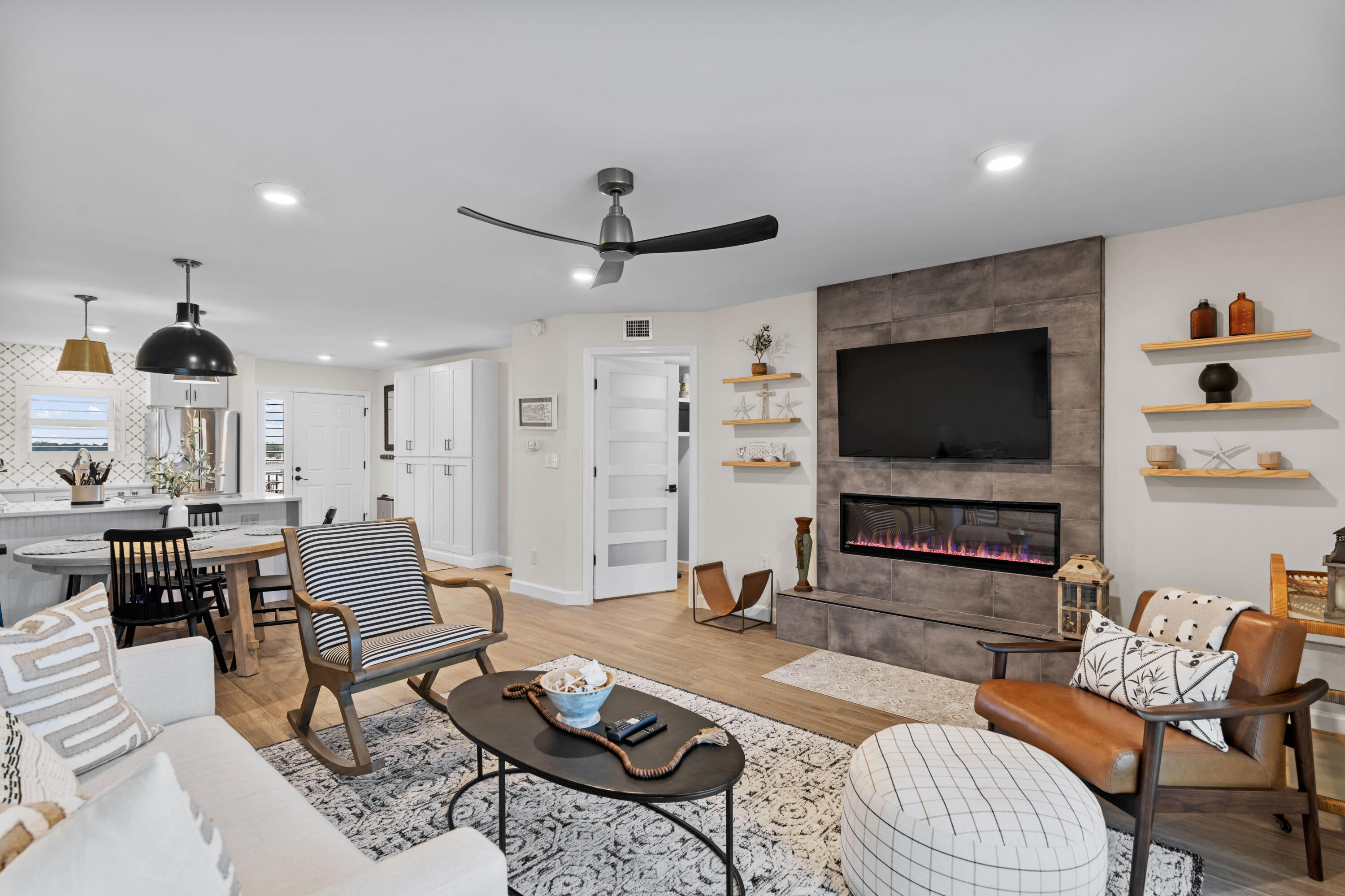 770 Sundial Court, UNIT 608