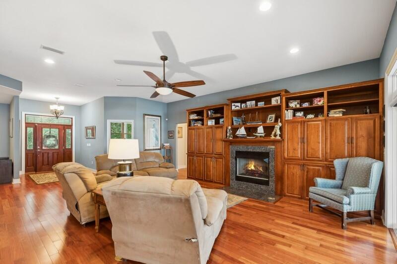 385 Red Barn Road
