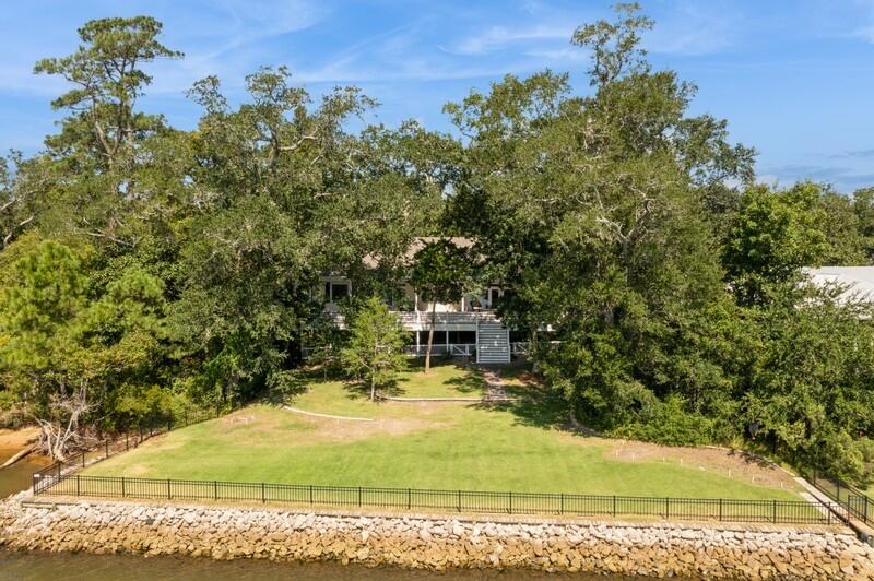 385 Red Barn Road