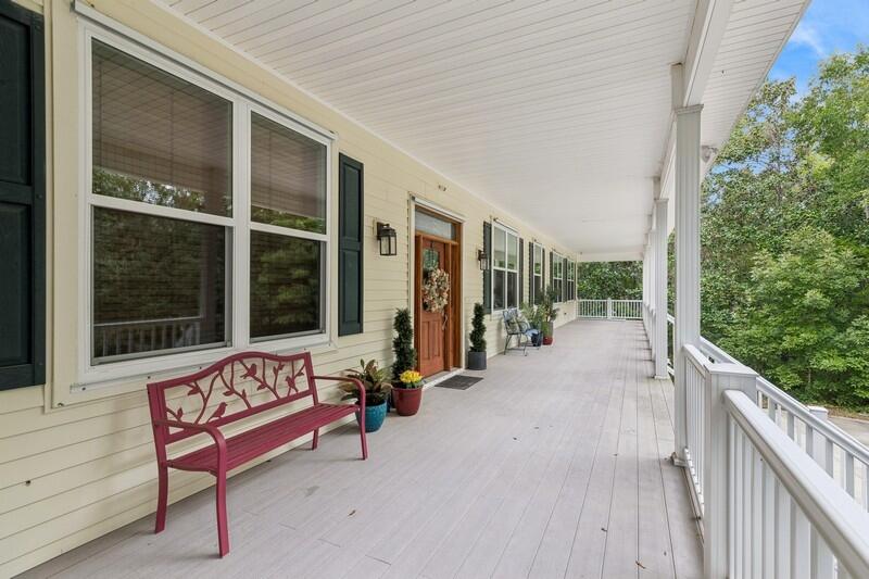 385 Red Barn Road