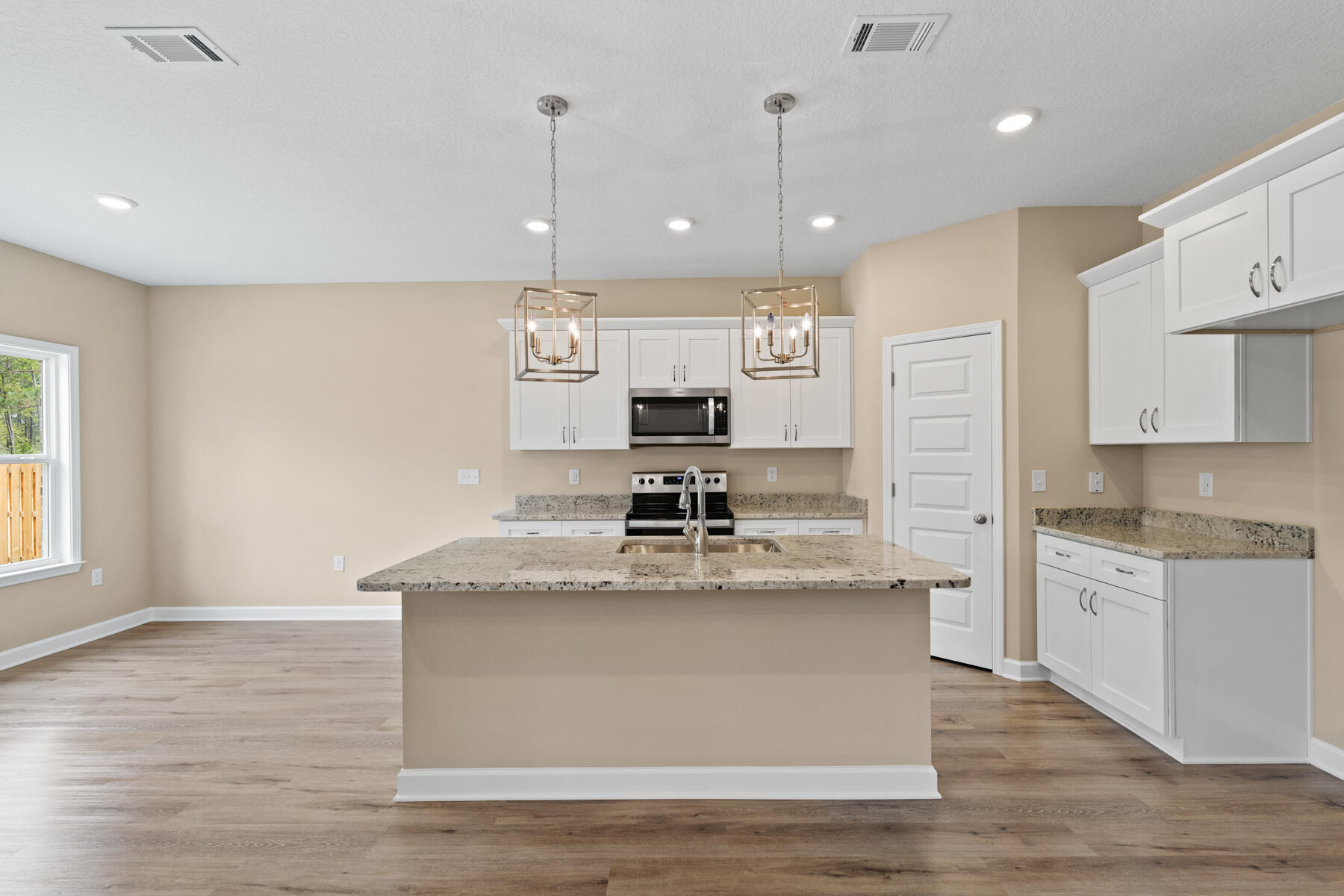 6138 Blueberry Lane