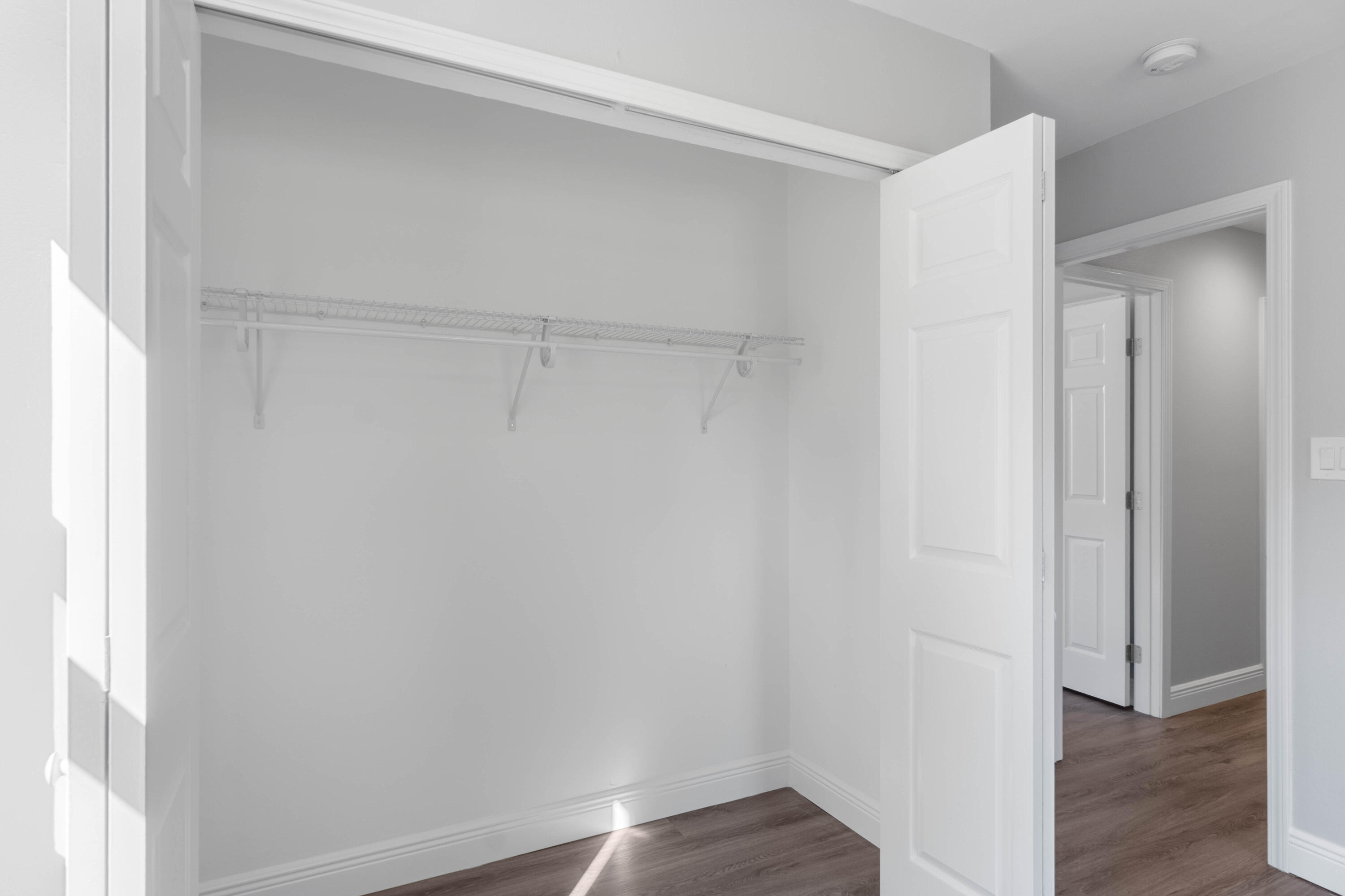 406 NW Oakland Circle