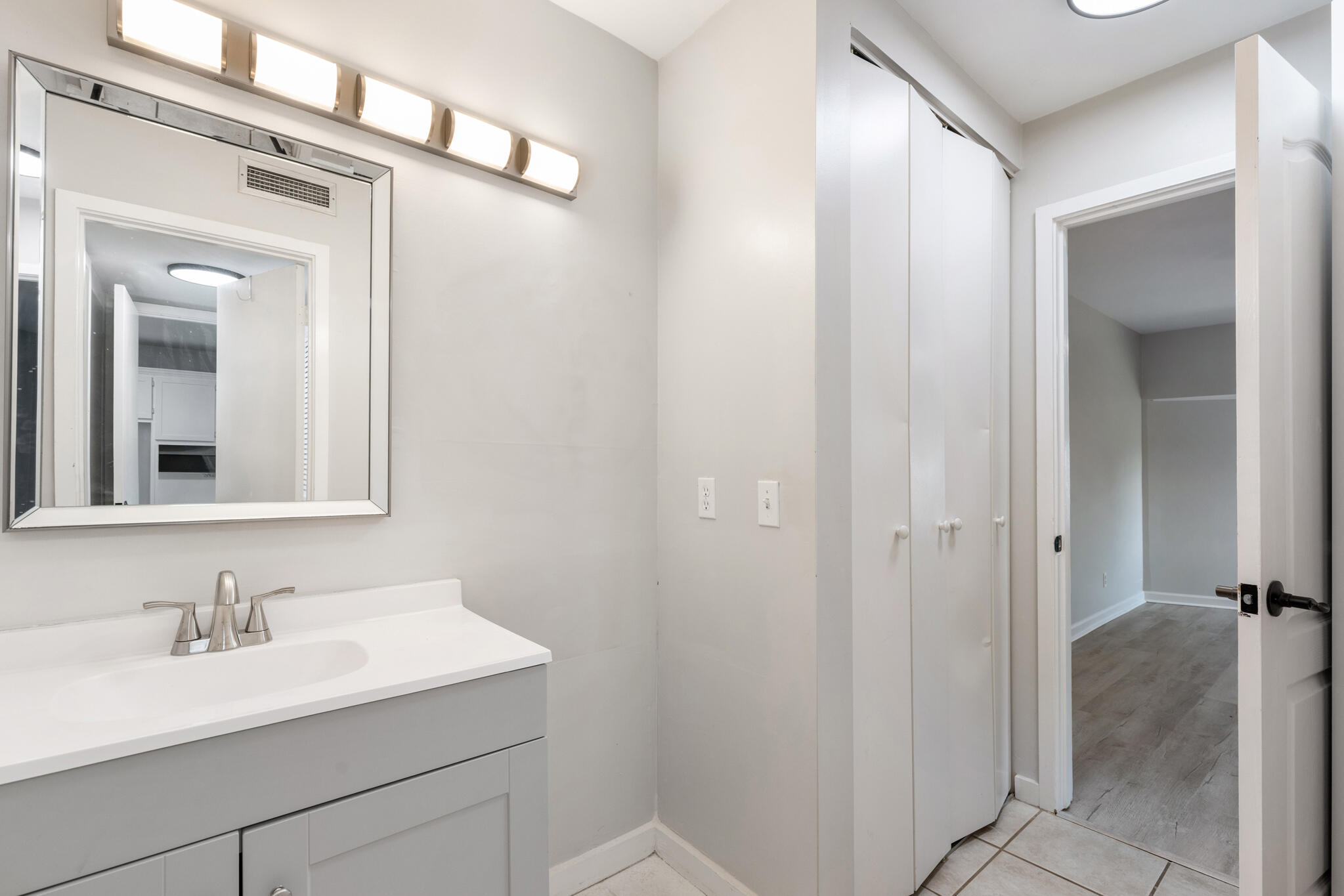 4726 Bay Point Road, # E245