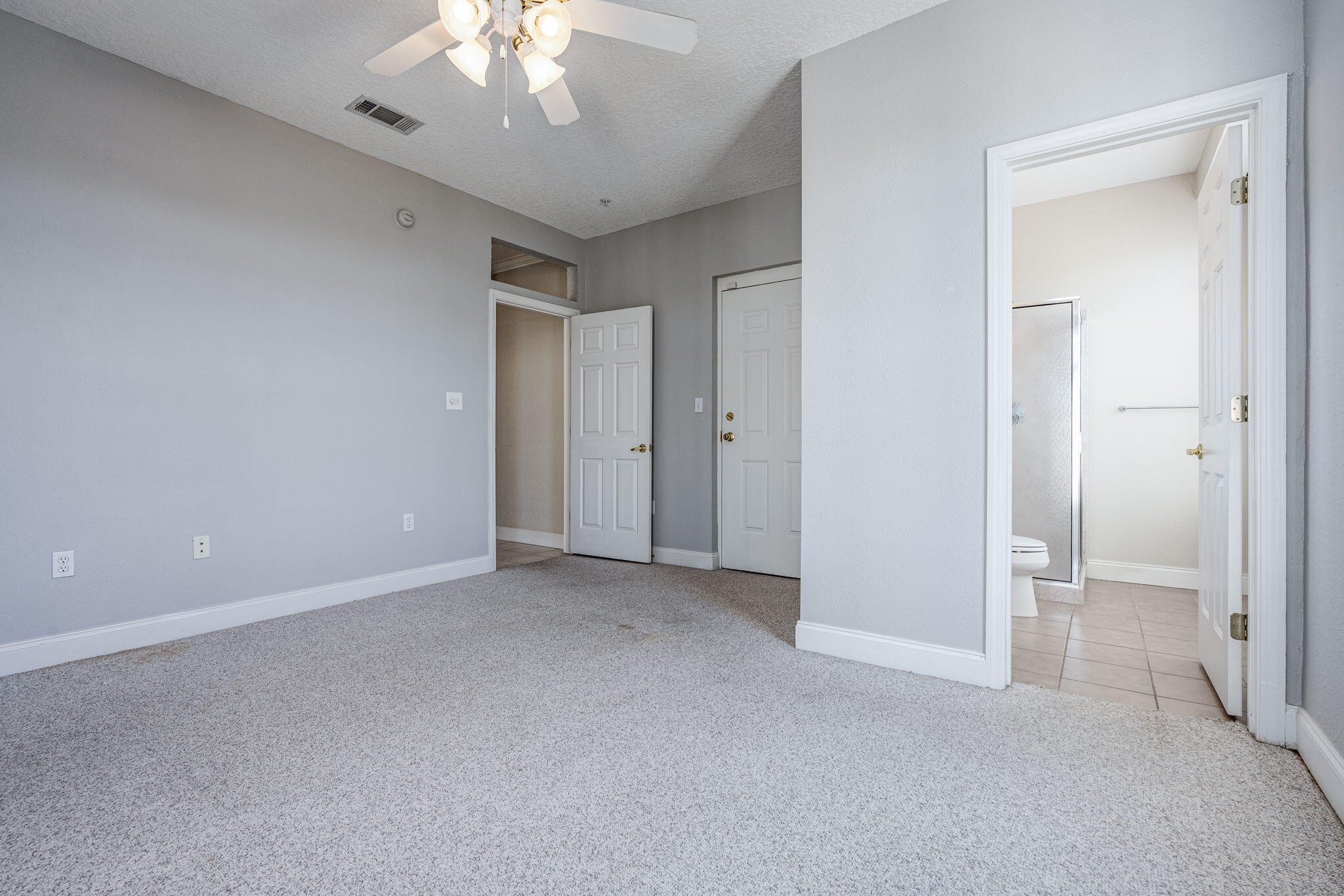227 SE Alconese Avenue, UNIT E