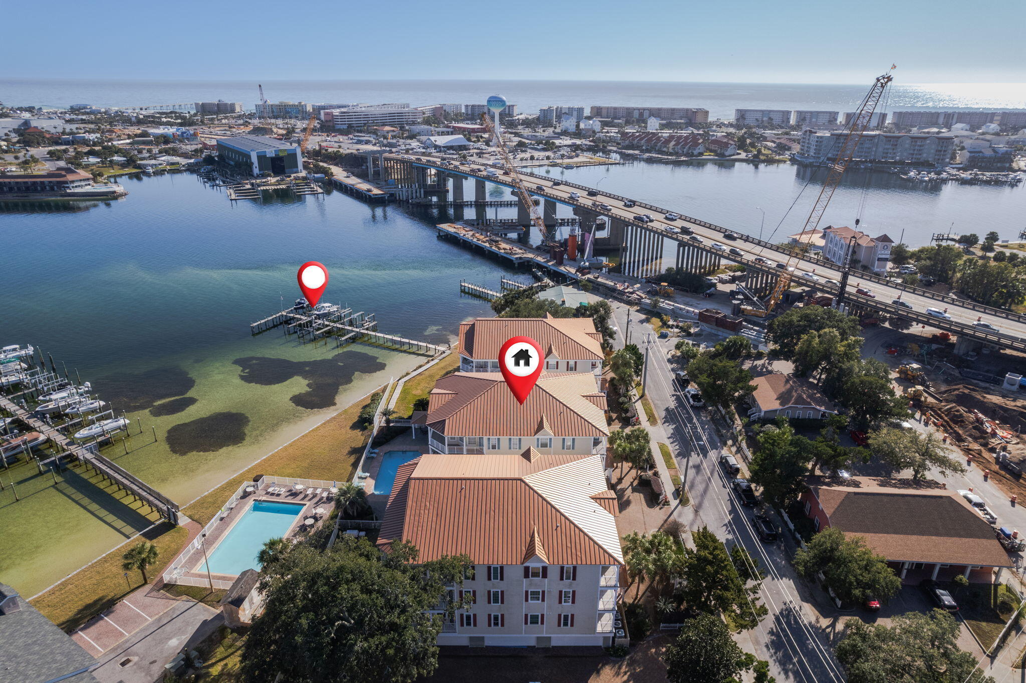 227 SE Alconese Avenue, UNIT E