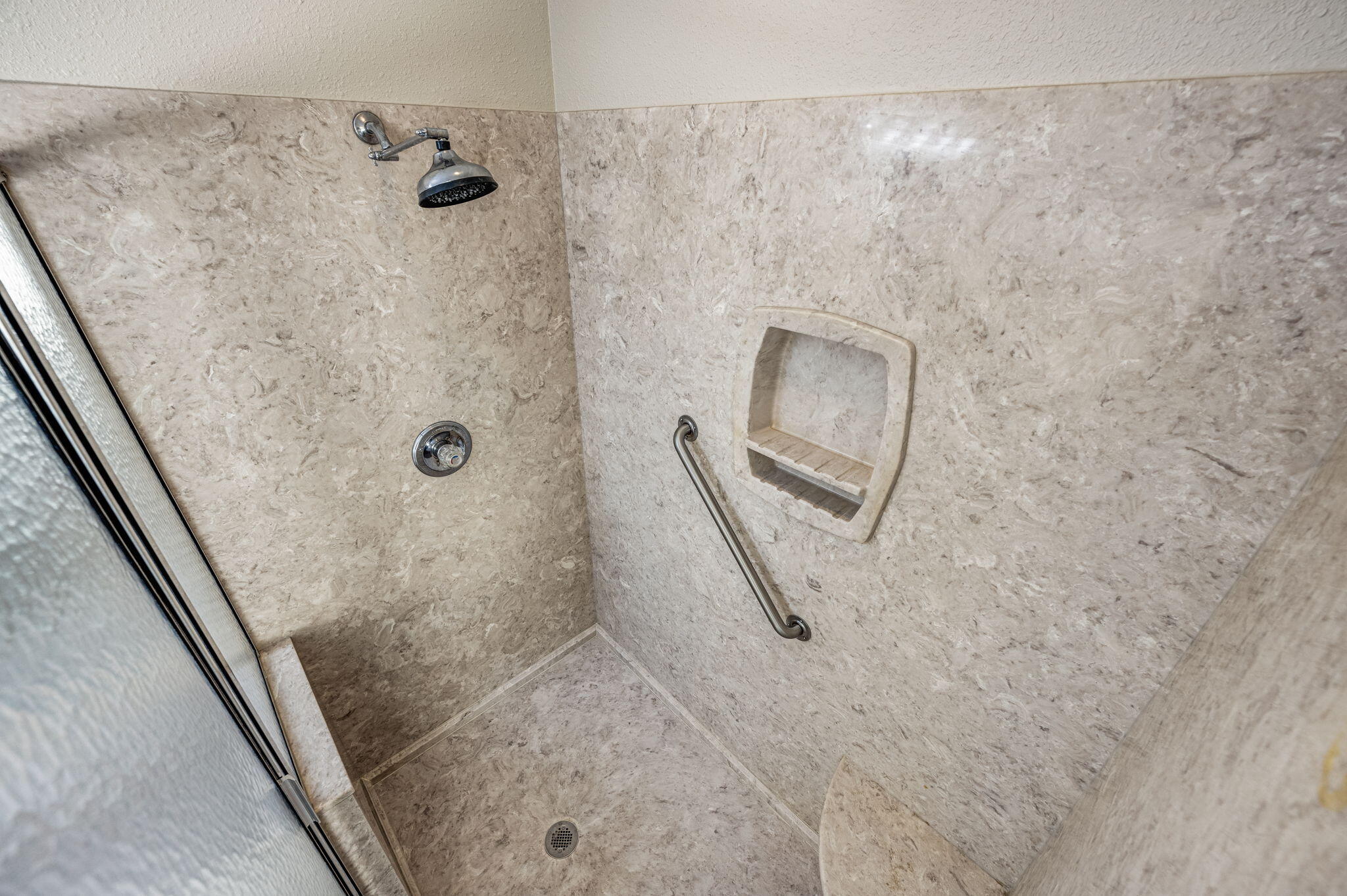 227 SE Alconese Avenue, UNIT E