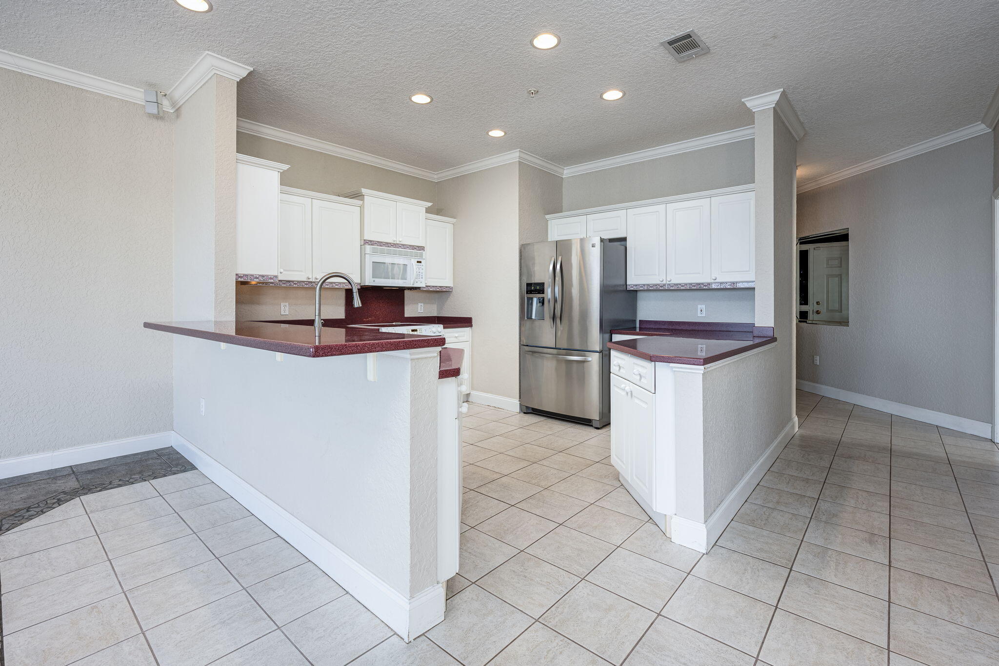 227 SE Alconese Avenue, UNIT E