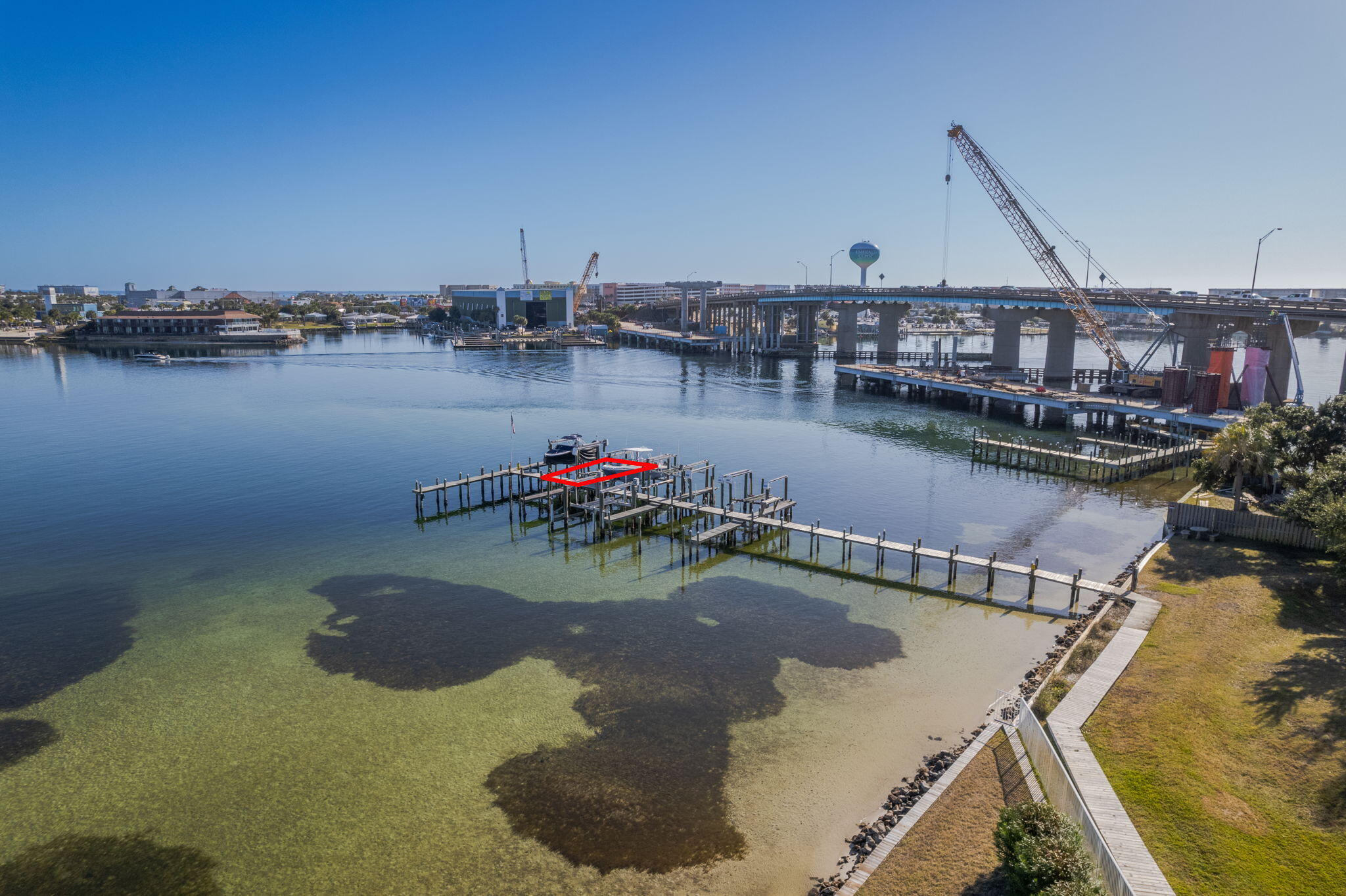 227 SE Alconese Avenue, UNIT E
