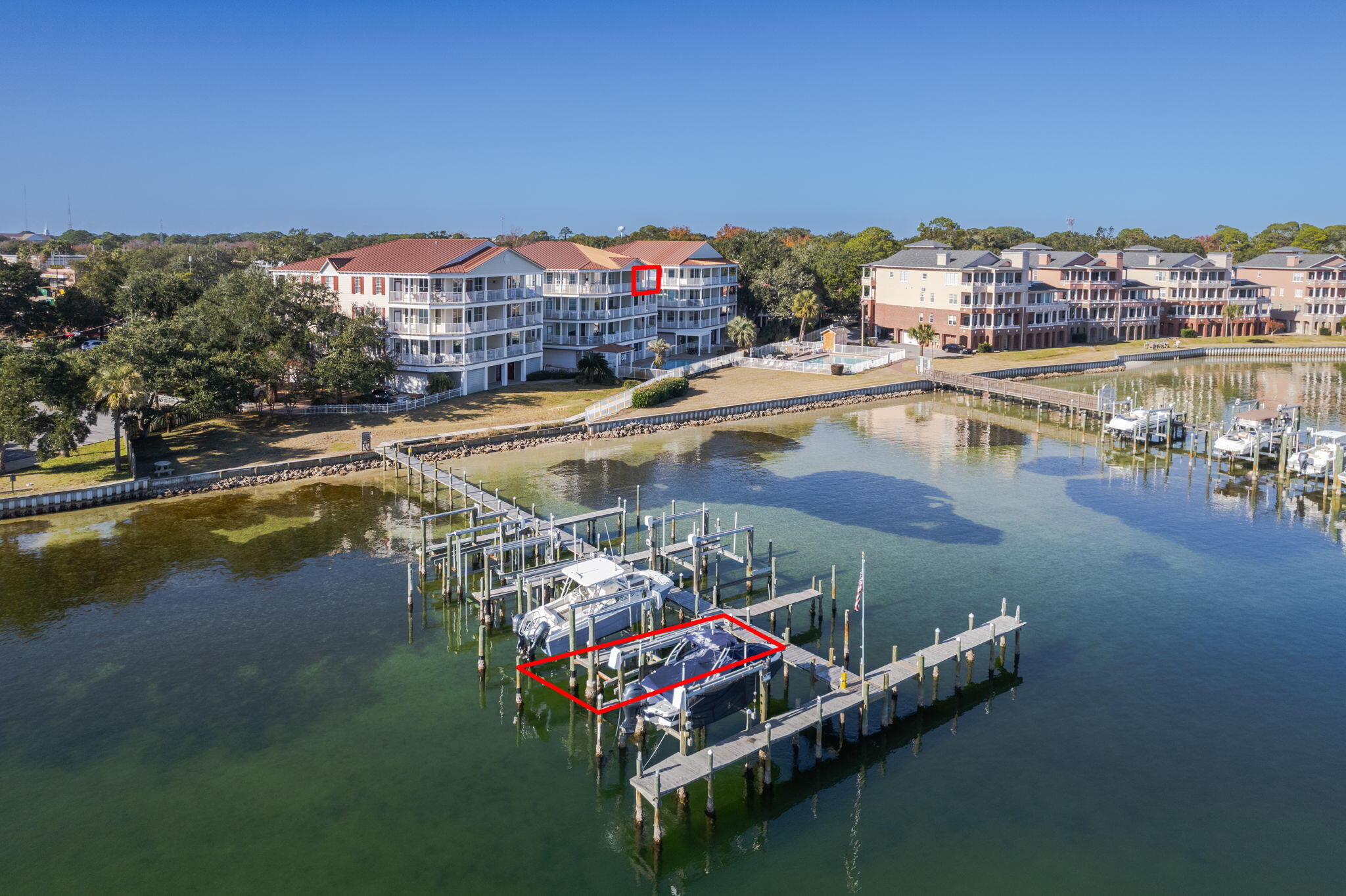 227 SE Alconese Avenue, UNIT E