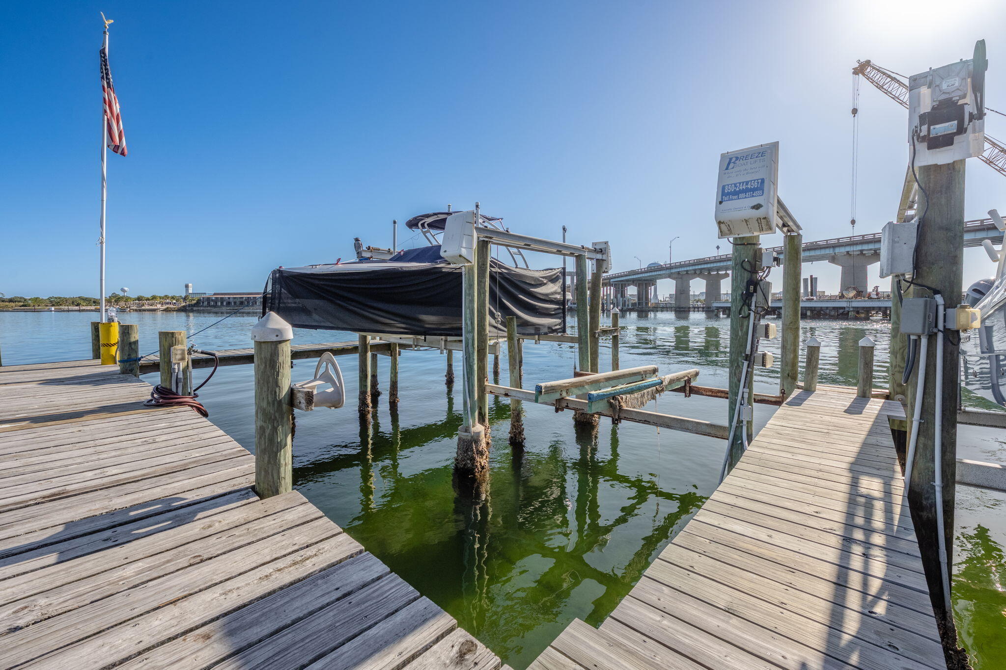 227 SE Alconese Avenue, UNIT E