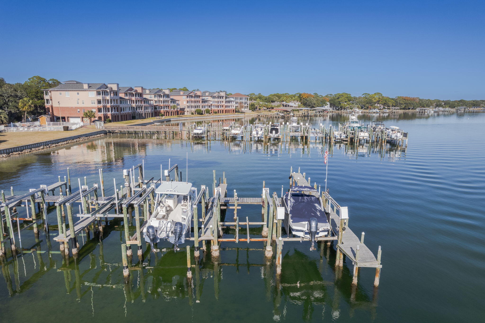 227 SE Alconese Avenue, UNIT E