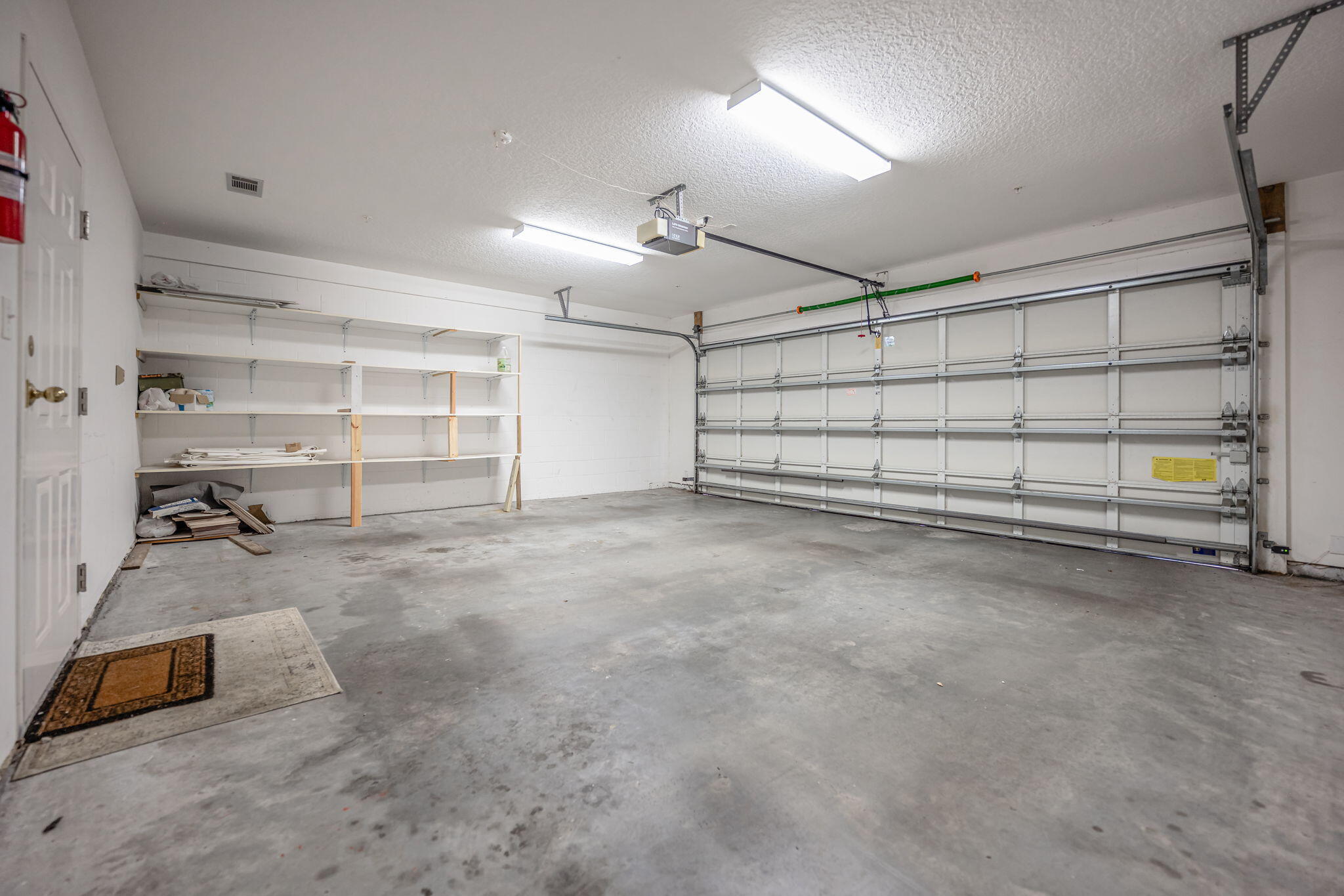 227 SE Alconese Avenue, UNIT E