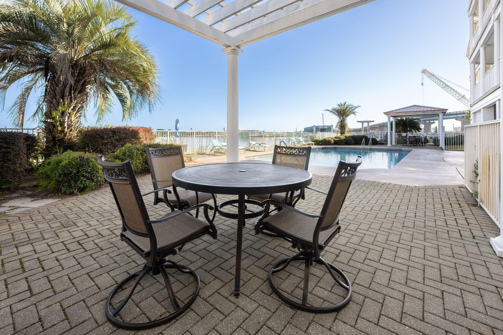 227 SE Alconese Avenue, UNIT E