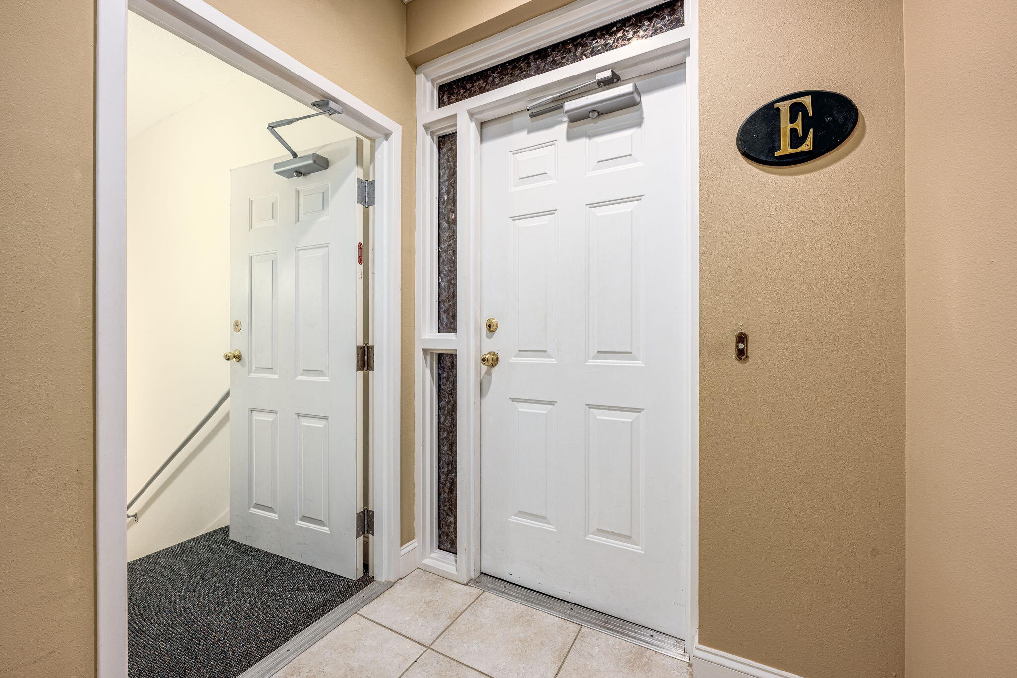 227 SE Alconese Avenue, UNIT E