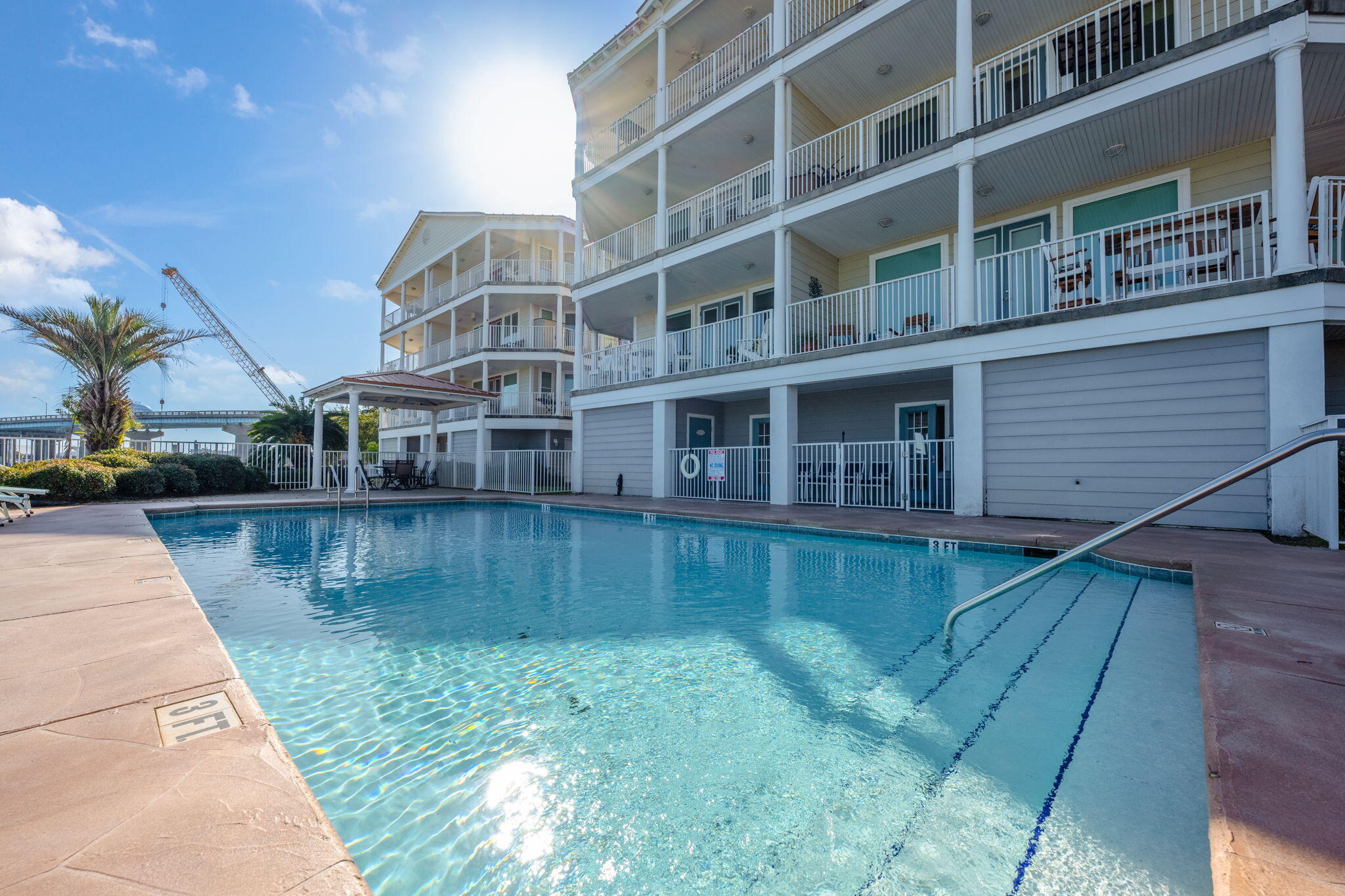 227 SE Alconese Avenue, UNIT E
