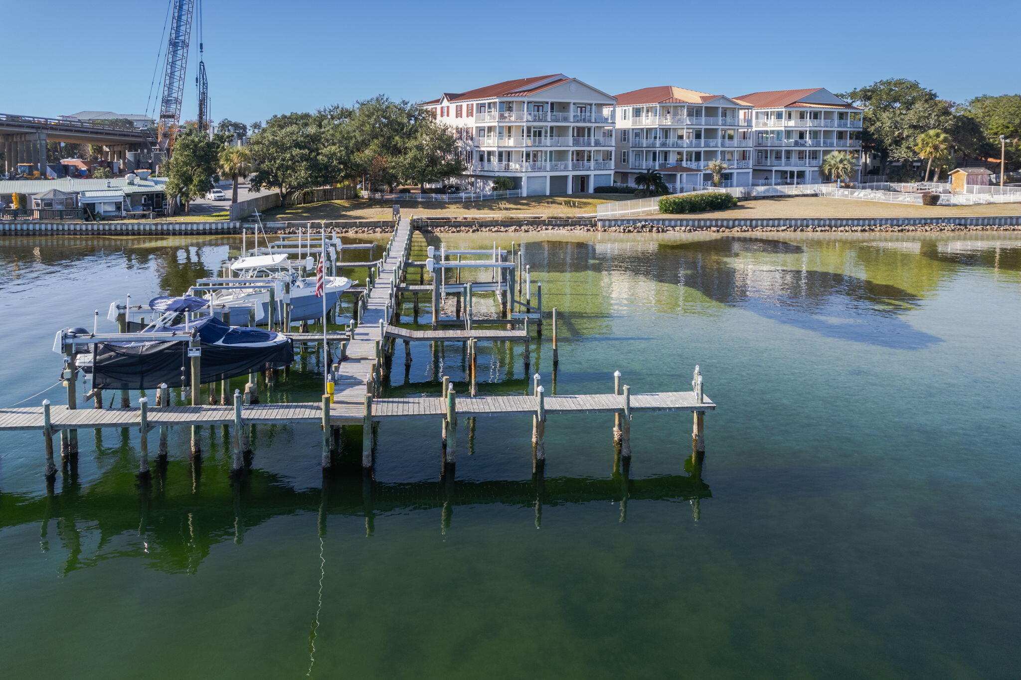 227 SE Alconese Avenue, UNIT E