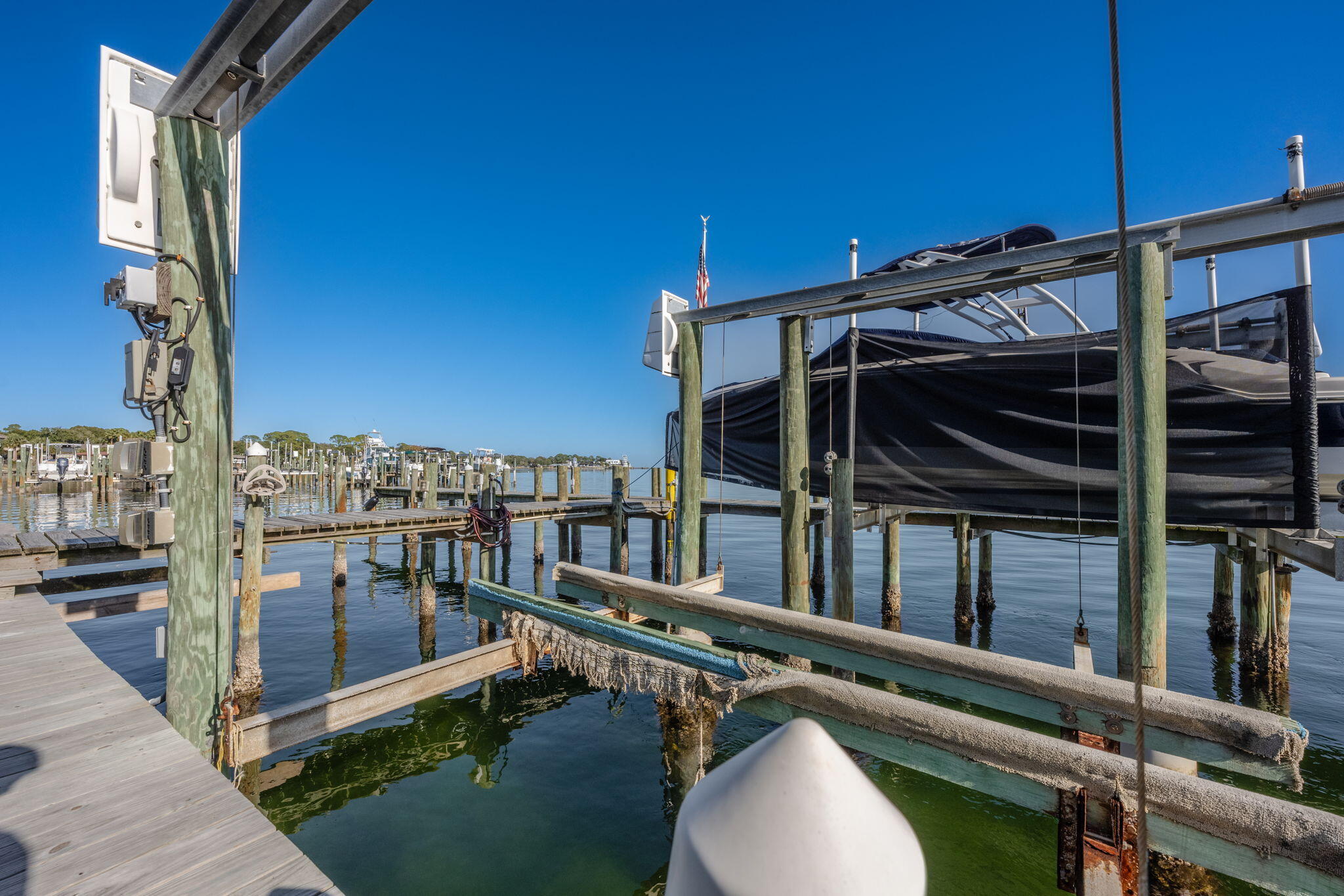 227 SE Alconese Avenue, UNIT E