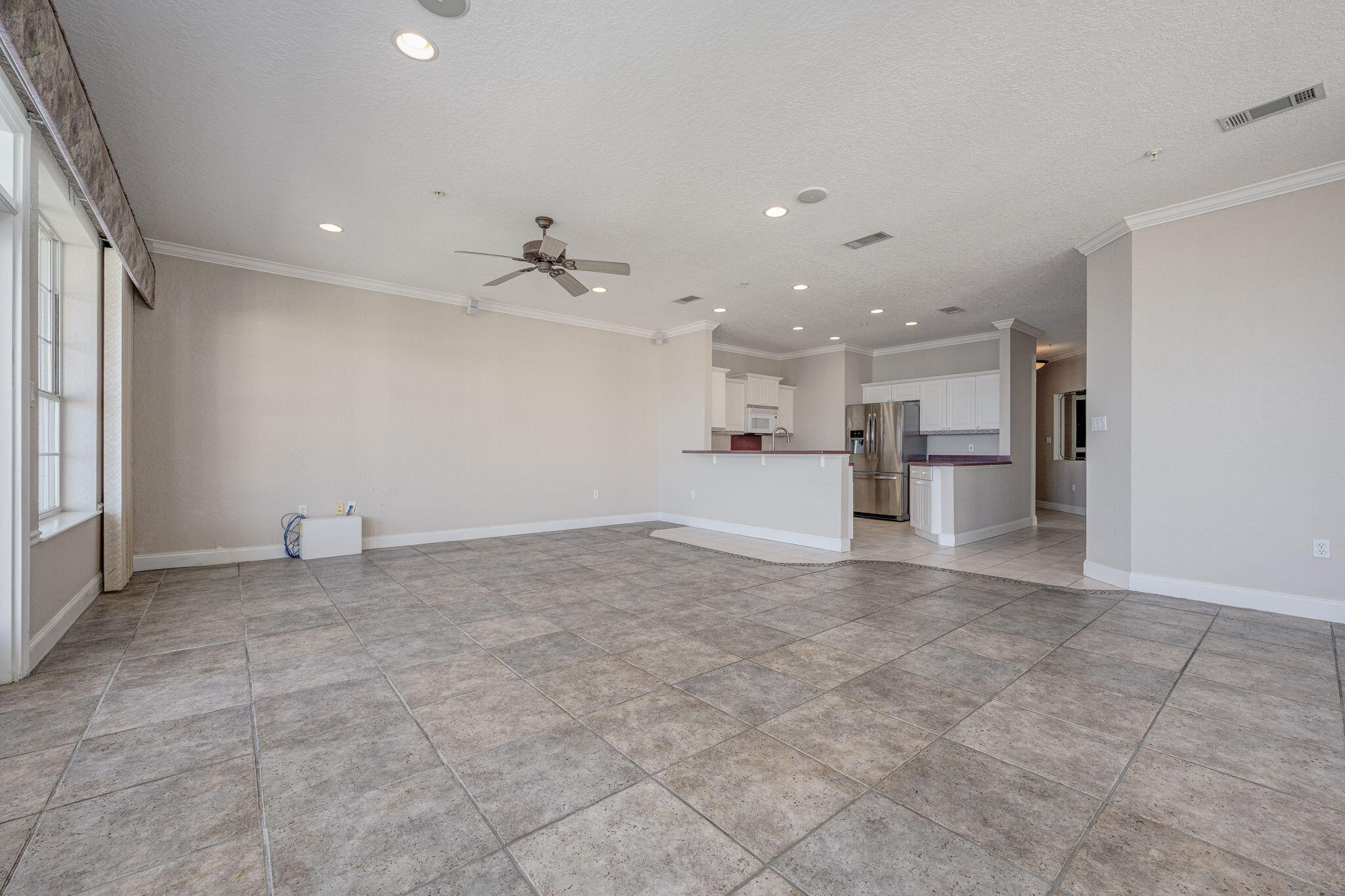 227 SE Alconese Avenue, UNIT E