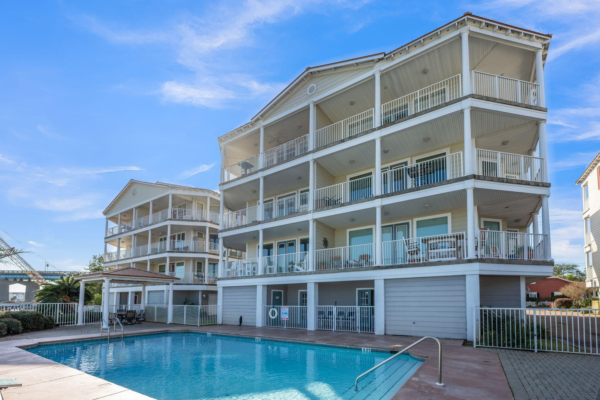 227 SE Alconese Avenue, UNIT E