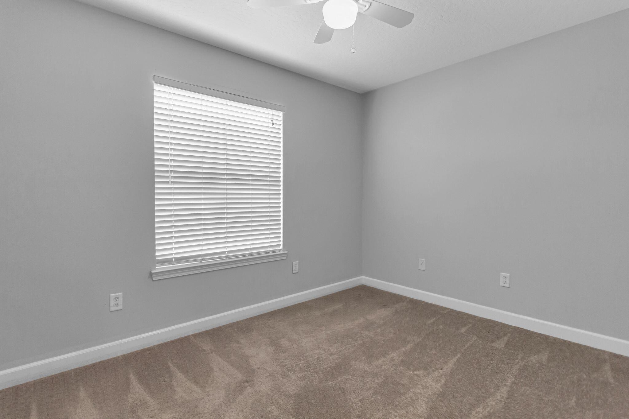518 NW Parkview Road, UNIT A