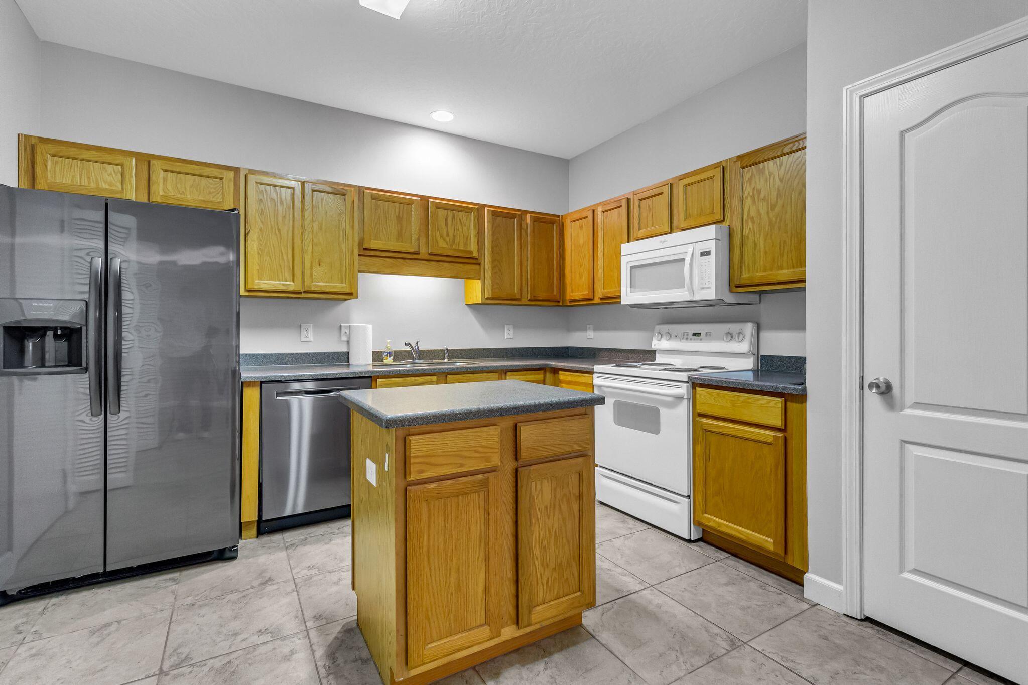 518 NW Parkview Road, UNIT A