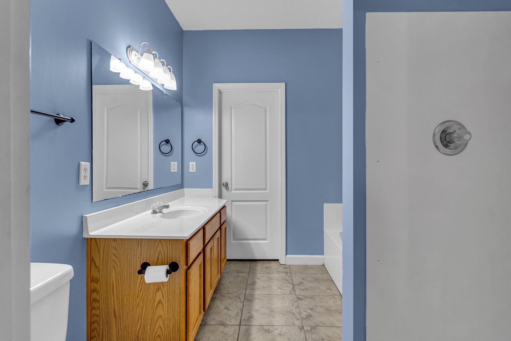 518 NW Parkview Road, UNIT A
