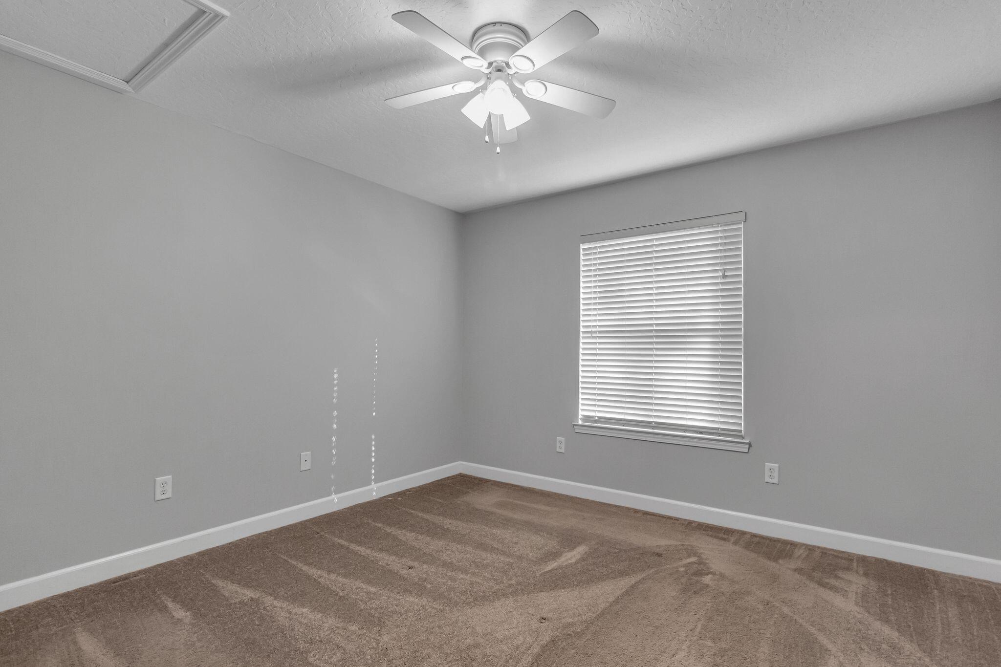 518 NW Parkview Road, UNIT A