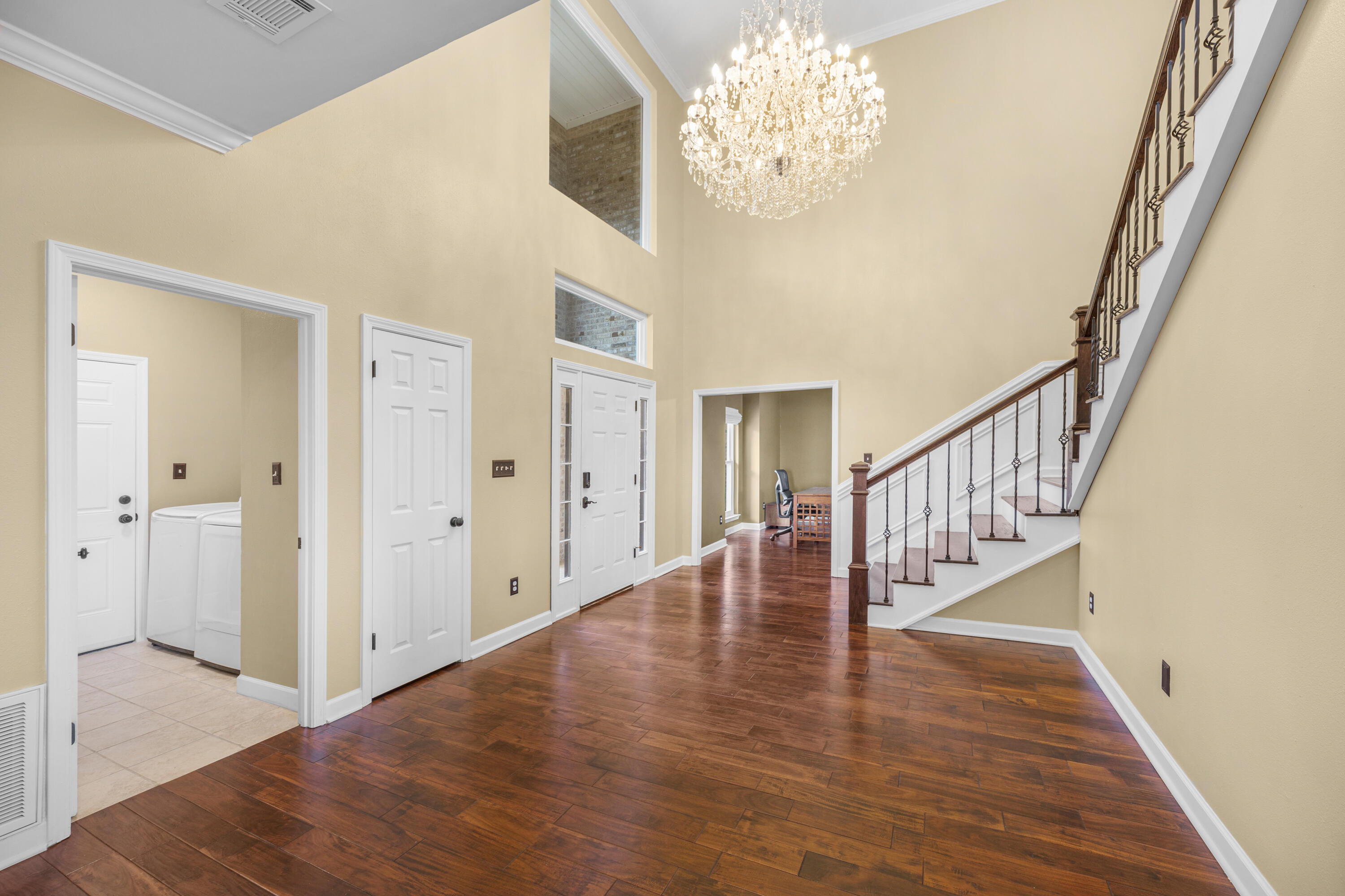 59 Lakeshore Drive