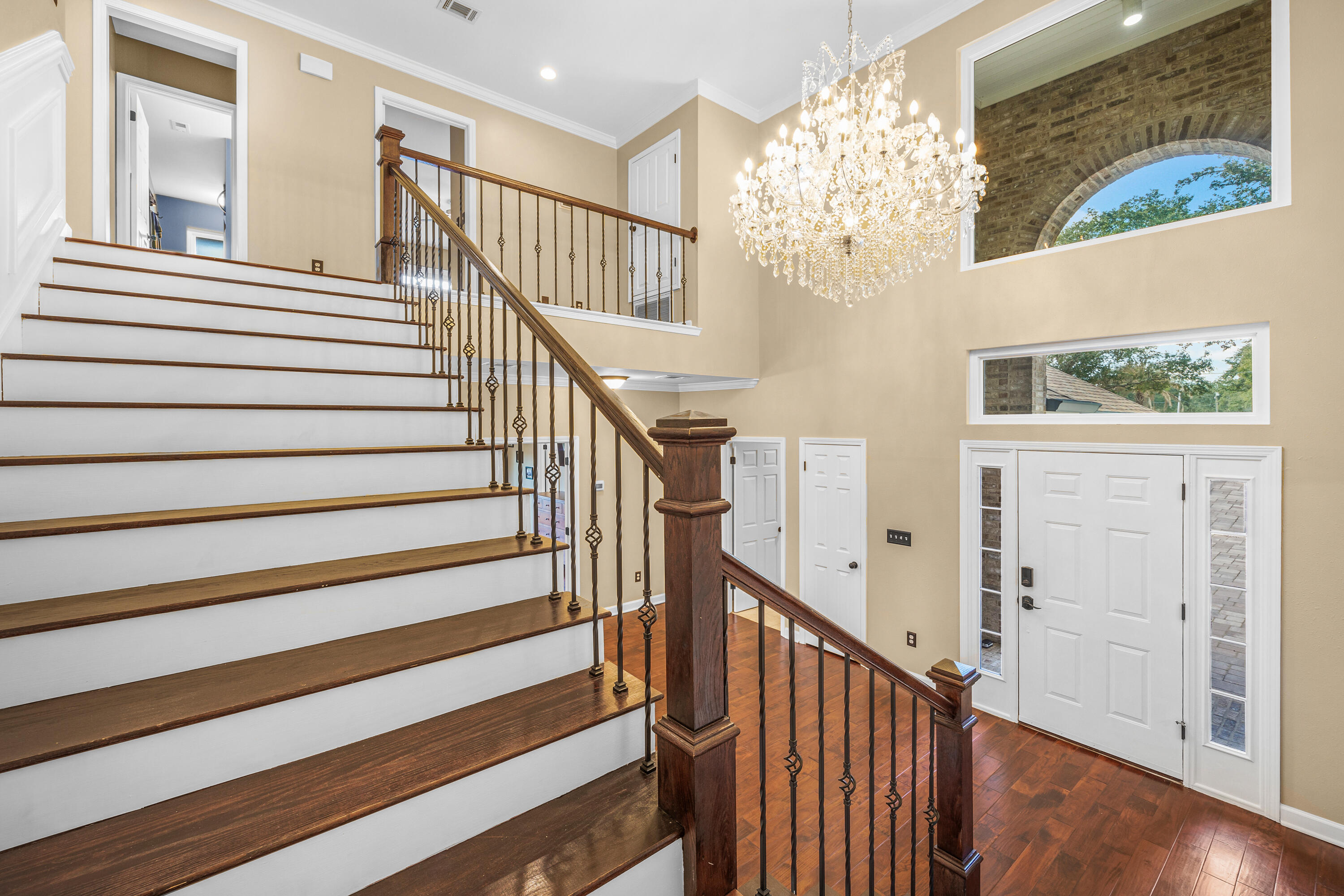 59 Lakeshore Drive
