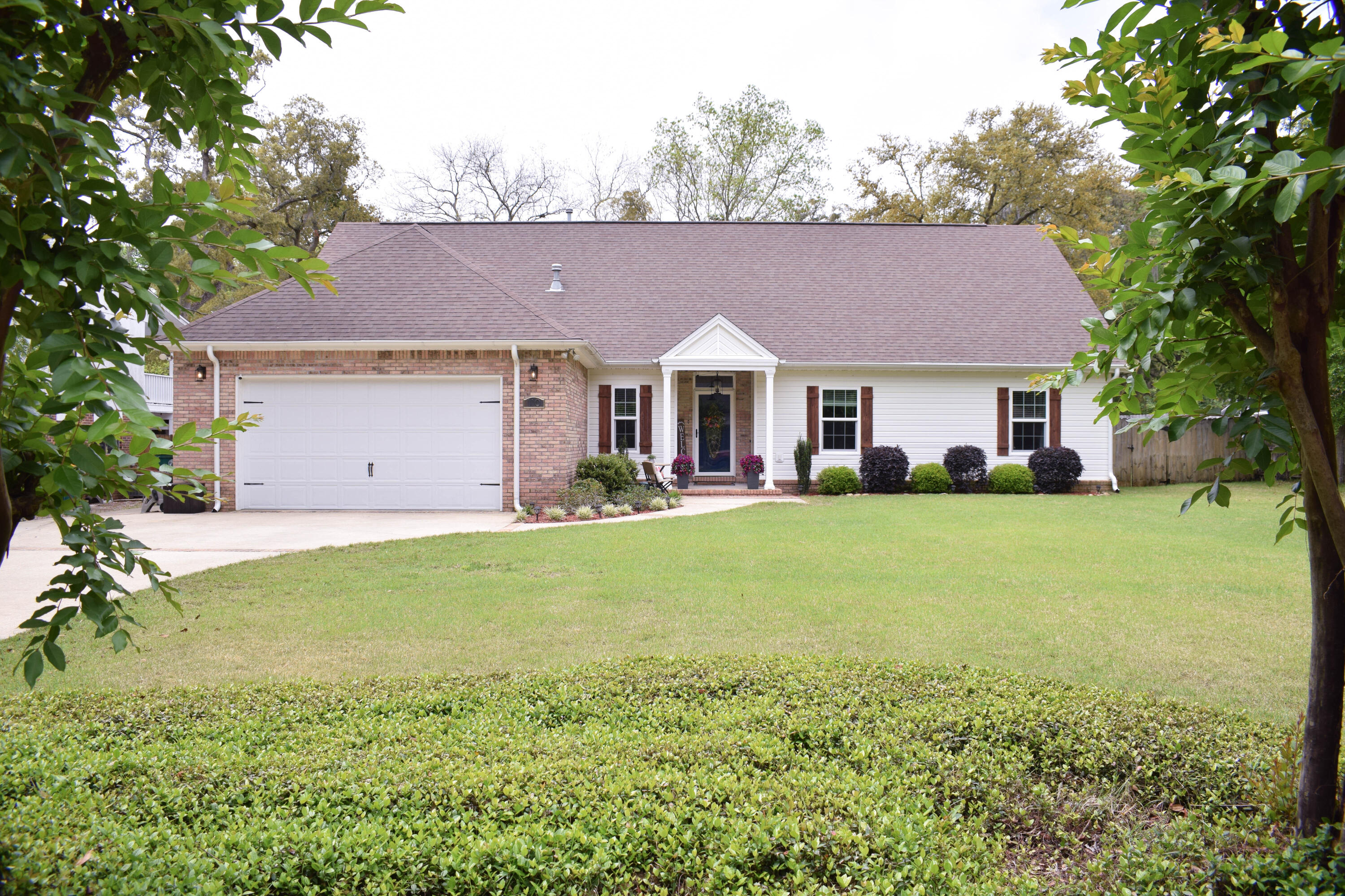 110 Troy Circle